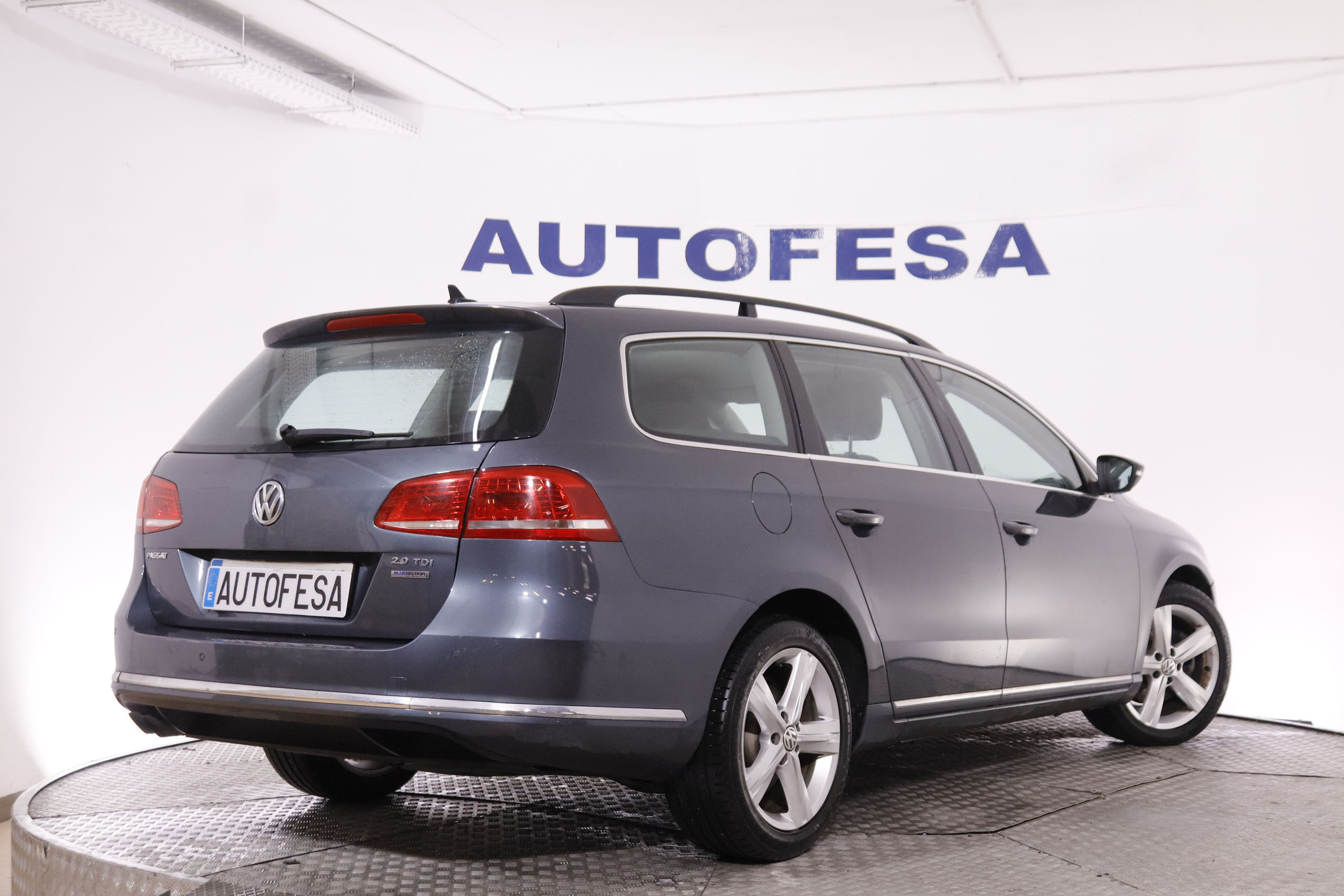 Volkswagen Passat 2.0 TDI VARIANT HIGHLINE 140CV 5P #NAVY, PARKTRONIC foto 7