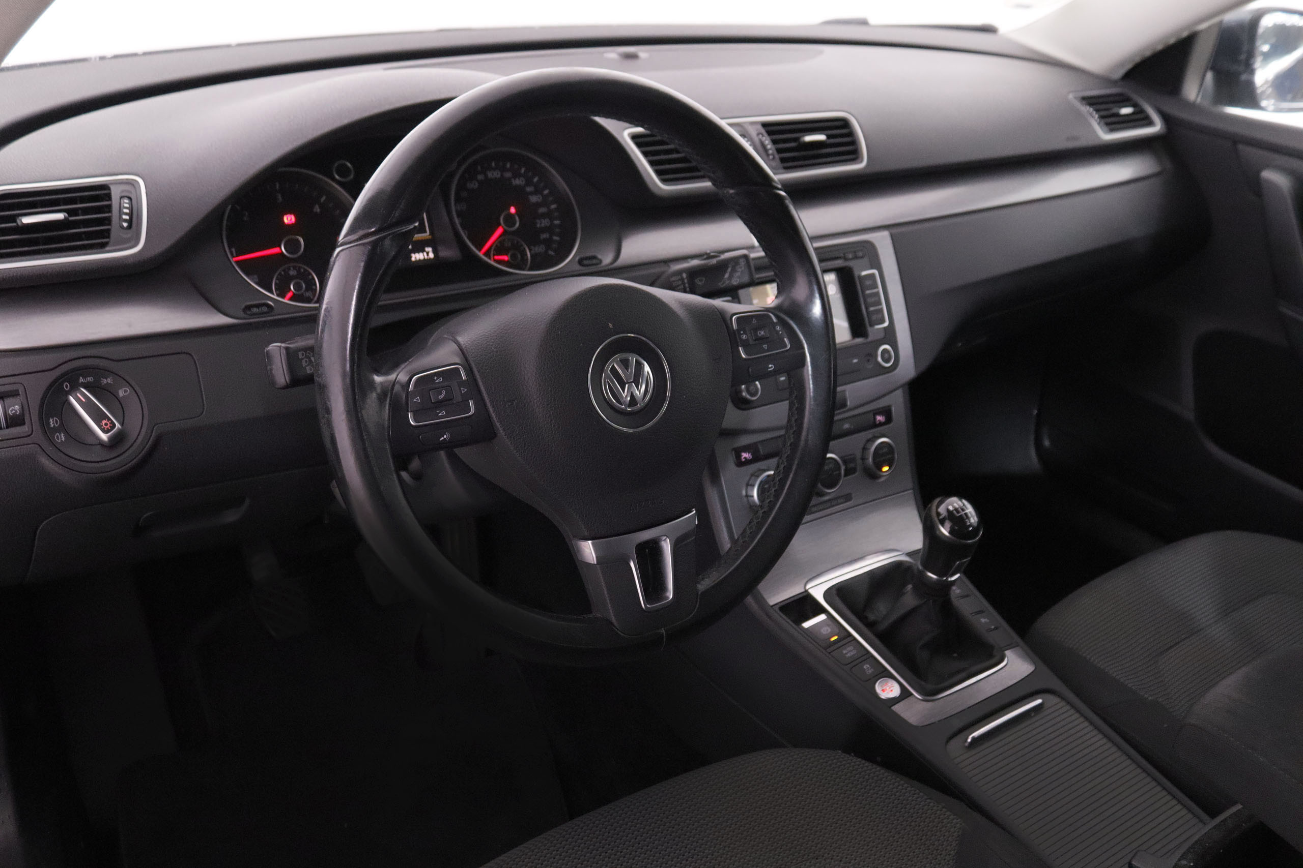 Volkswagen Passat 2.0 TDI VARIANT HIGHLINE 140CV 5P #NAVY, PARKTRONIC foto 14