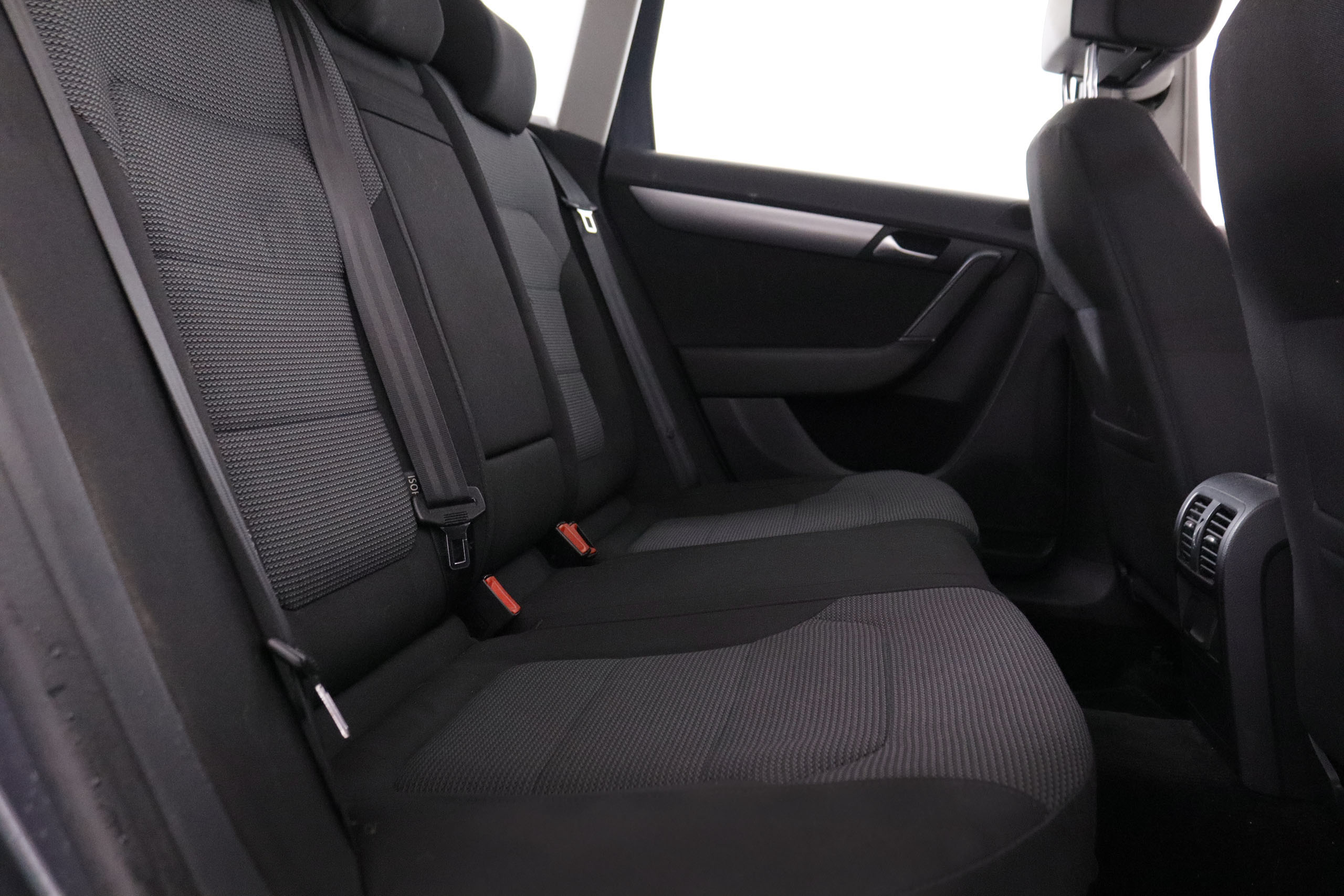 Volkswagen Passat 2.0 TDI VARIANT HIGHLINE 140CV 5P #NAVY, PARKTRONIC foto 24