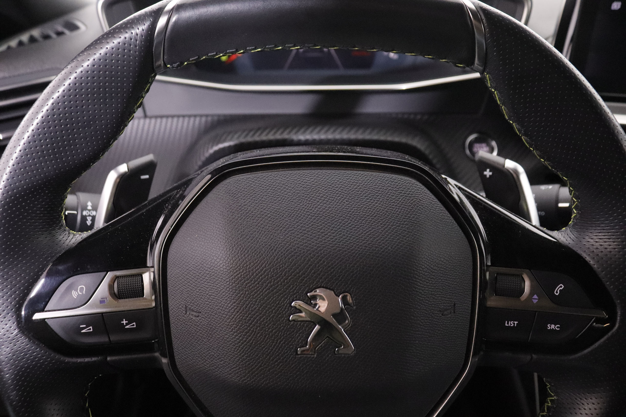 Peugeot 2008 1.2 PURETECH GT AUTO 130CV 5P foto 18