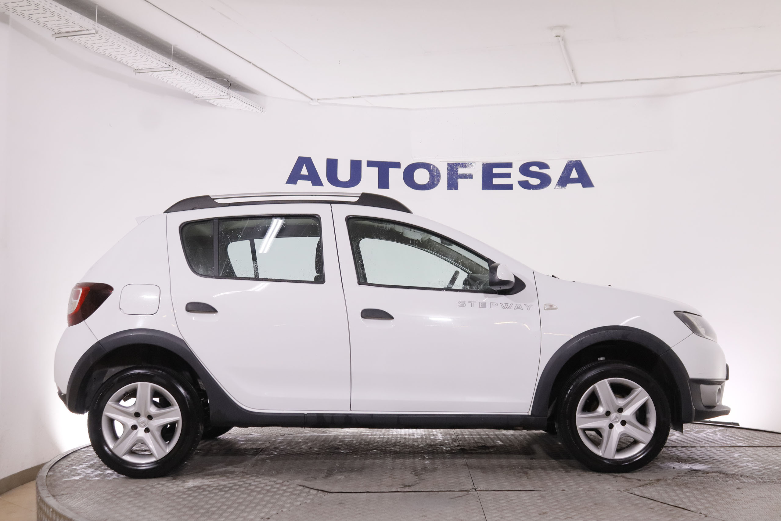 Dacia SANDERO 900 TCE STEPWAY 90CV 5P # IVA DEDUCIBLE 900 TCE STEPWAY 90CV 5P # IVA DEDUCIBLE foto 13