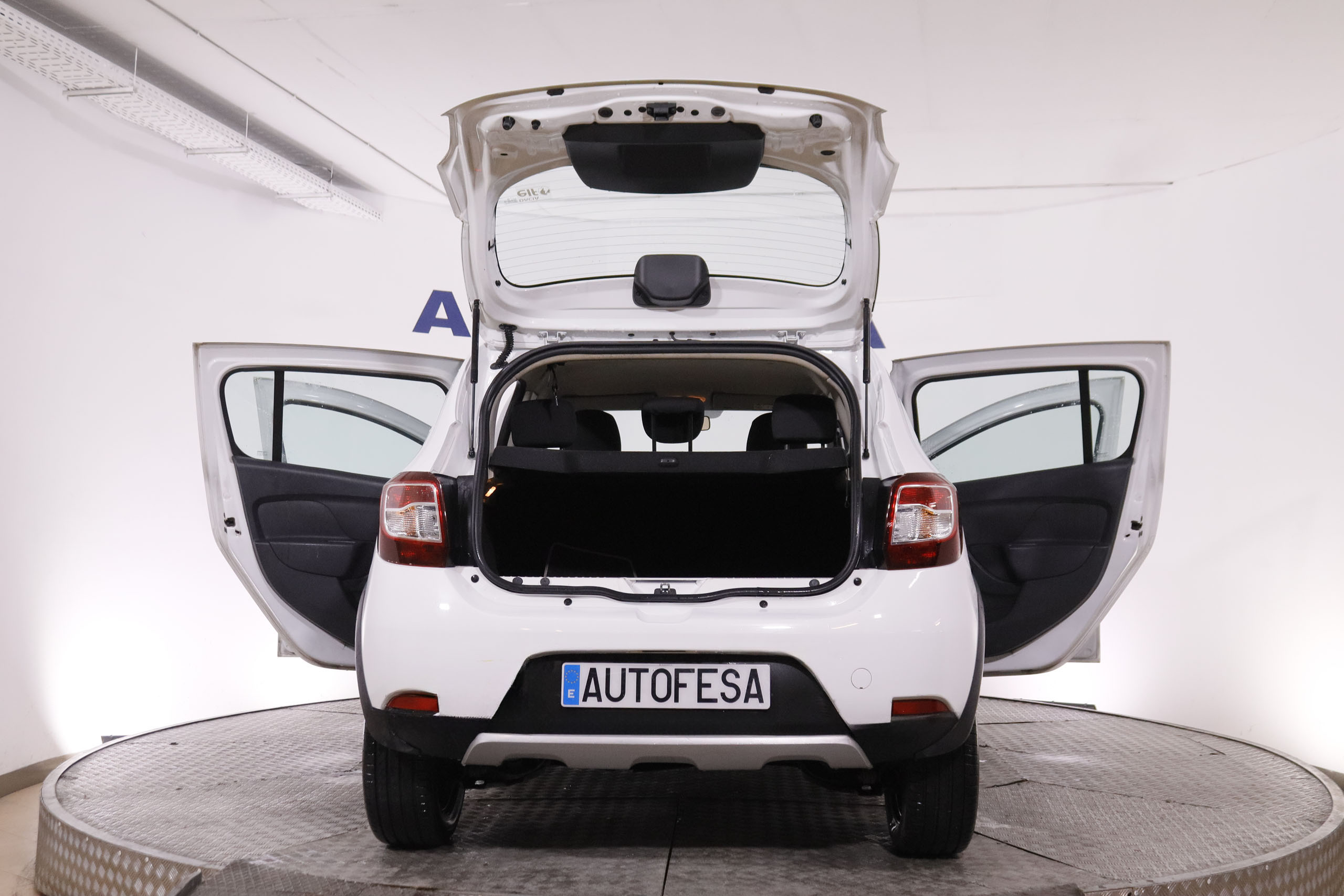 Dacia SANDERO 900 TCE STEPWAY 90CV 5P # IVA DEDUCIBLE 900 TCE STEPWAY 90CV 5P # IVA DEDUCIBLE foto 10