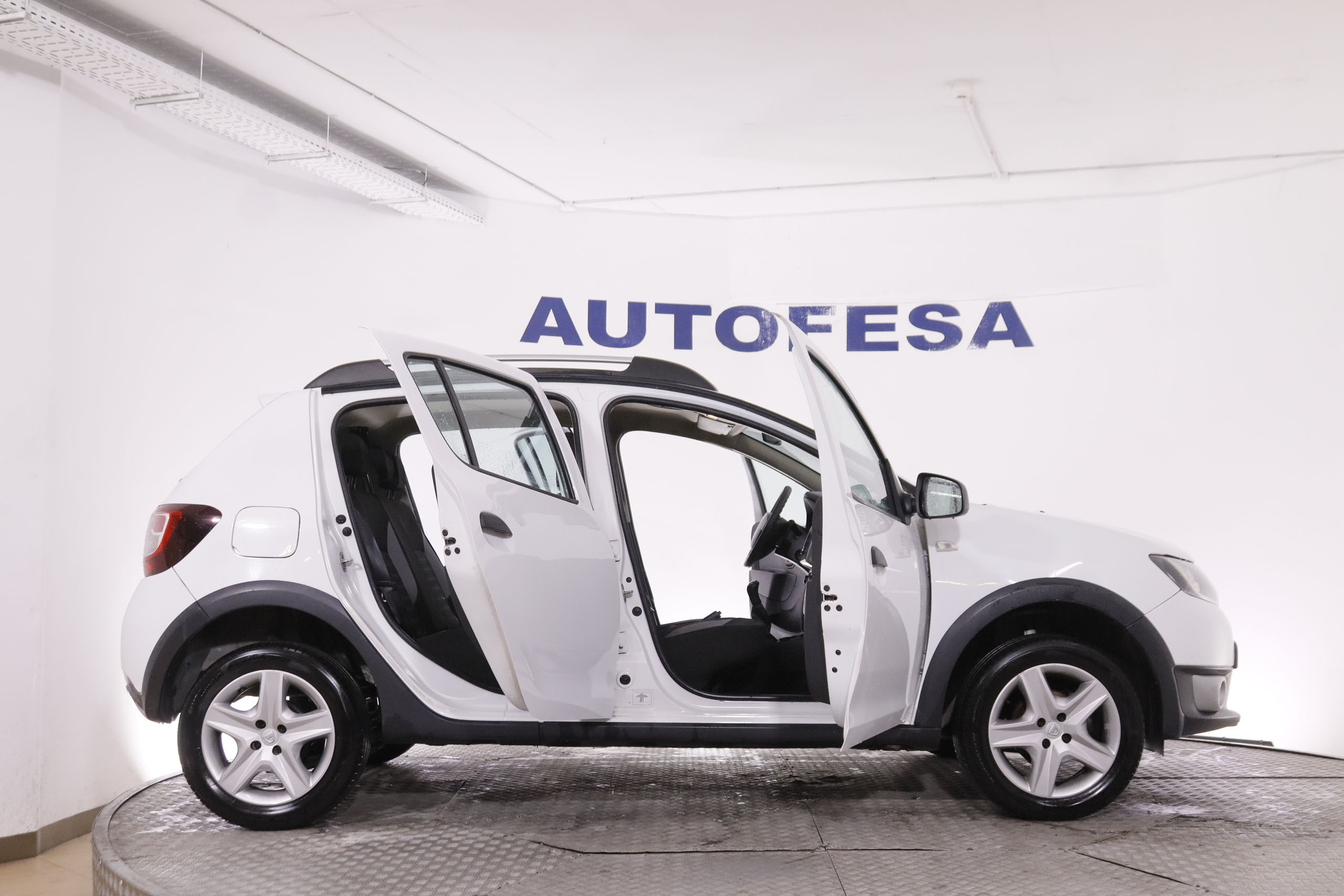 Dacia SANDERO 900 TCE STEPWAY 90CV 5P # IVA DEDUCIBLE 900 TCE STEPWAY 90CV 5P # IVA DEDUCIBLE foto 11