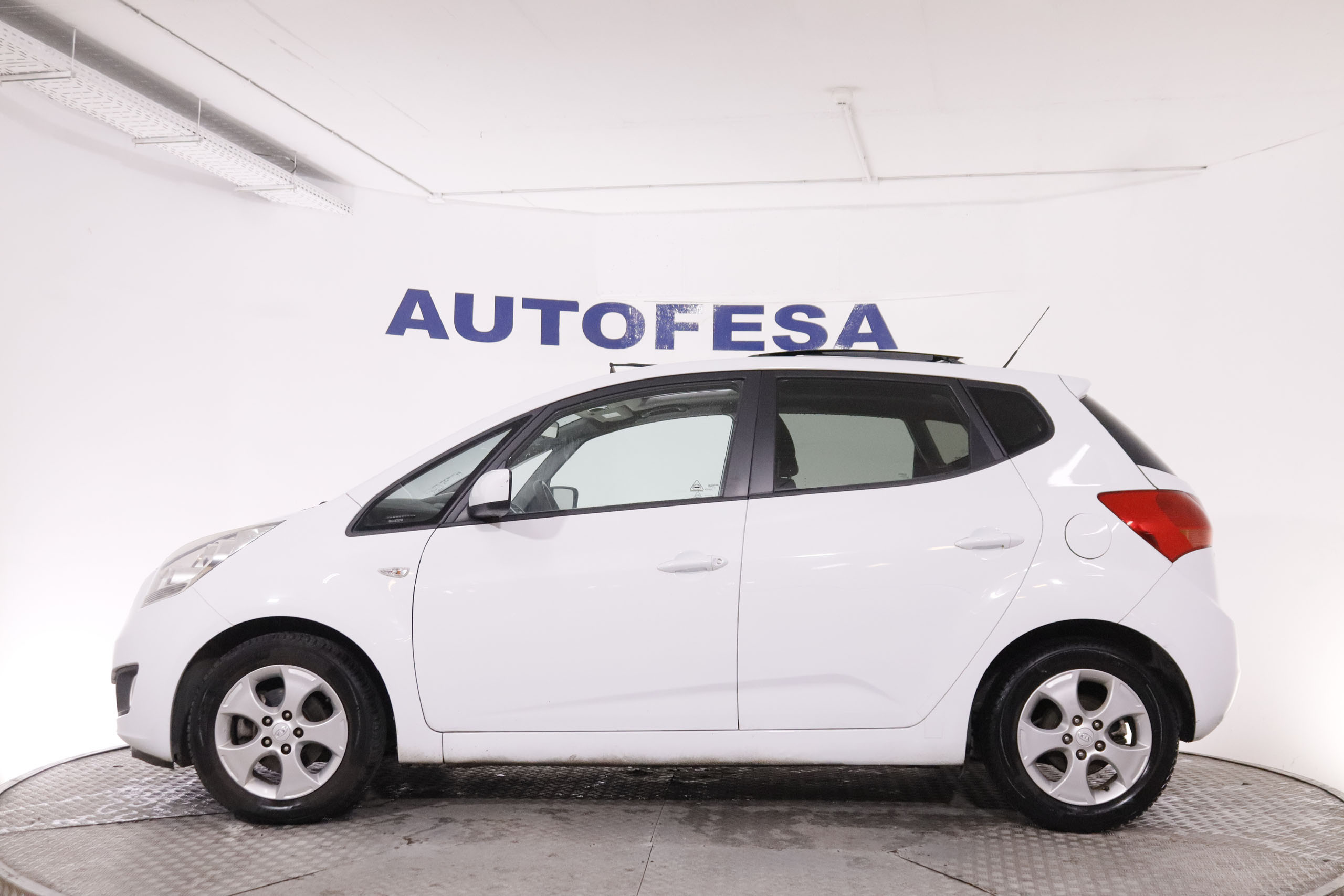 Kia Venga 1.6 CRDI 115CV 5P #TECHO ELEC PANORAMICO, PARKTRONIC foto 13