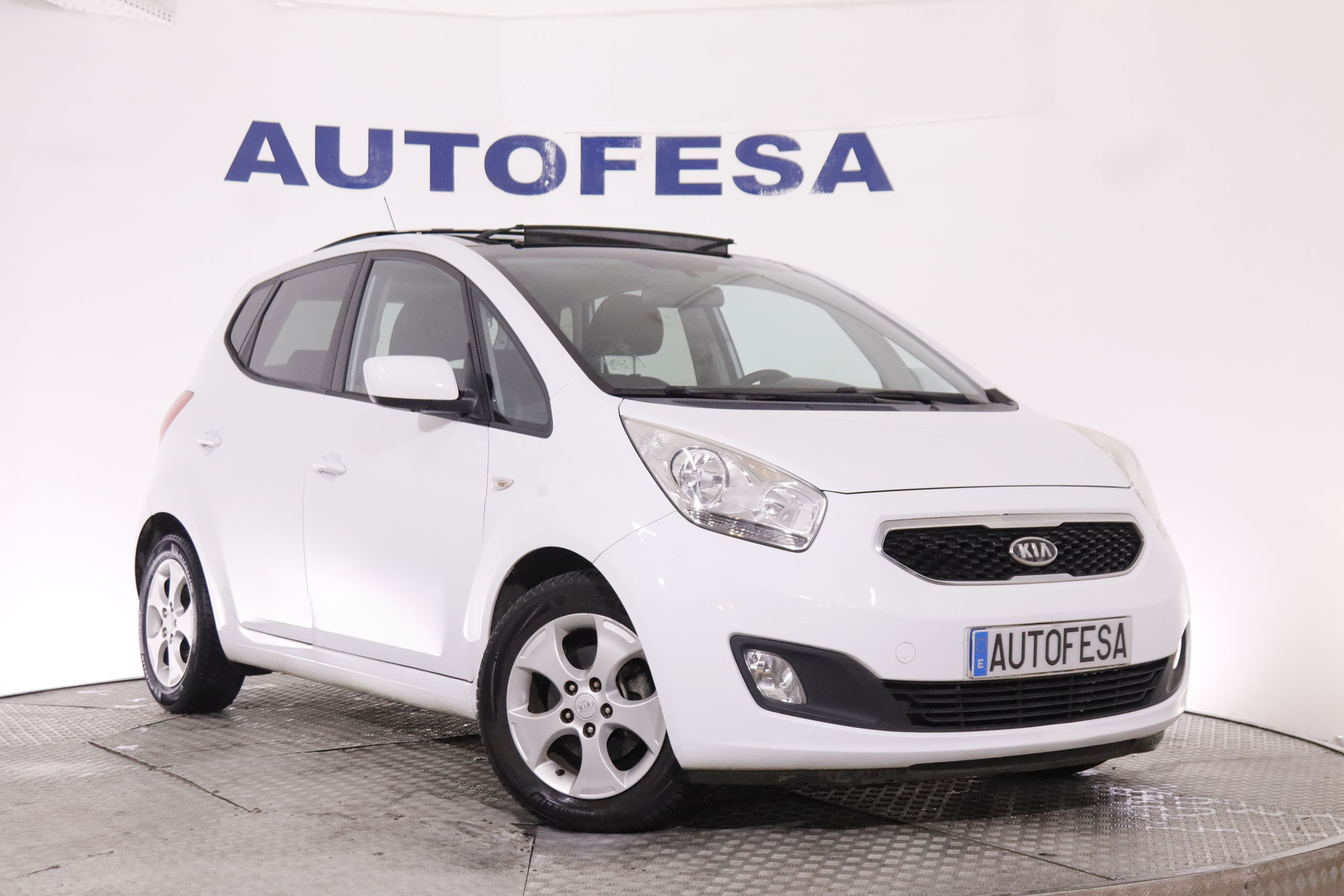 Kia Venga 1.6 CRDI 115CV 5P #TECHO ELEC PANORAMICO, PARKTRONIC foto 3