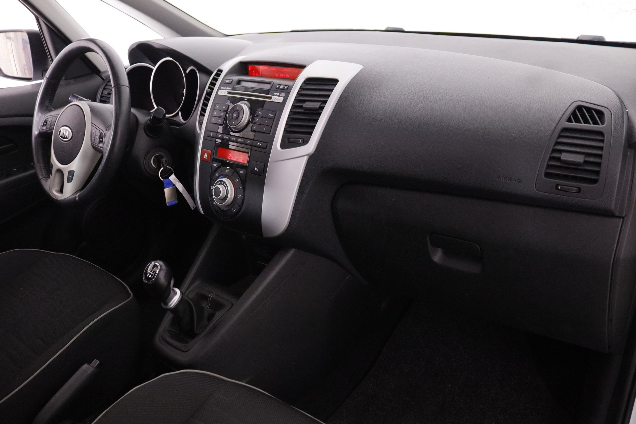 Kia Venga 1.6 CRDI 115CV 5P #TECHO ELEC PANORAMICO, PARKTRONIC foto 15