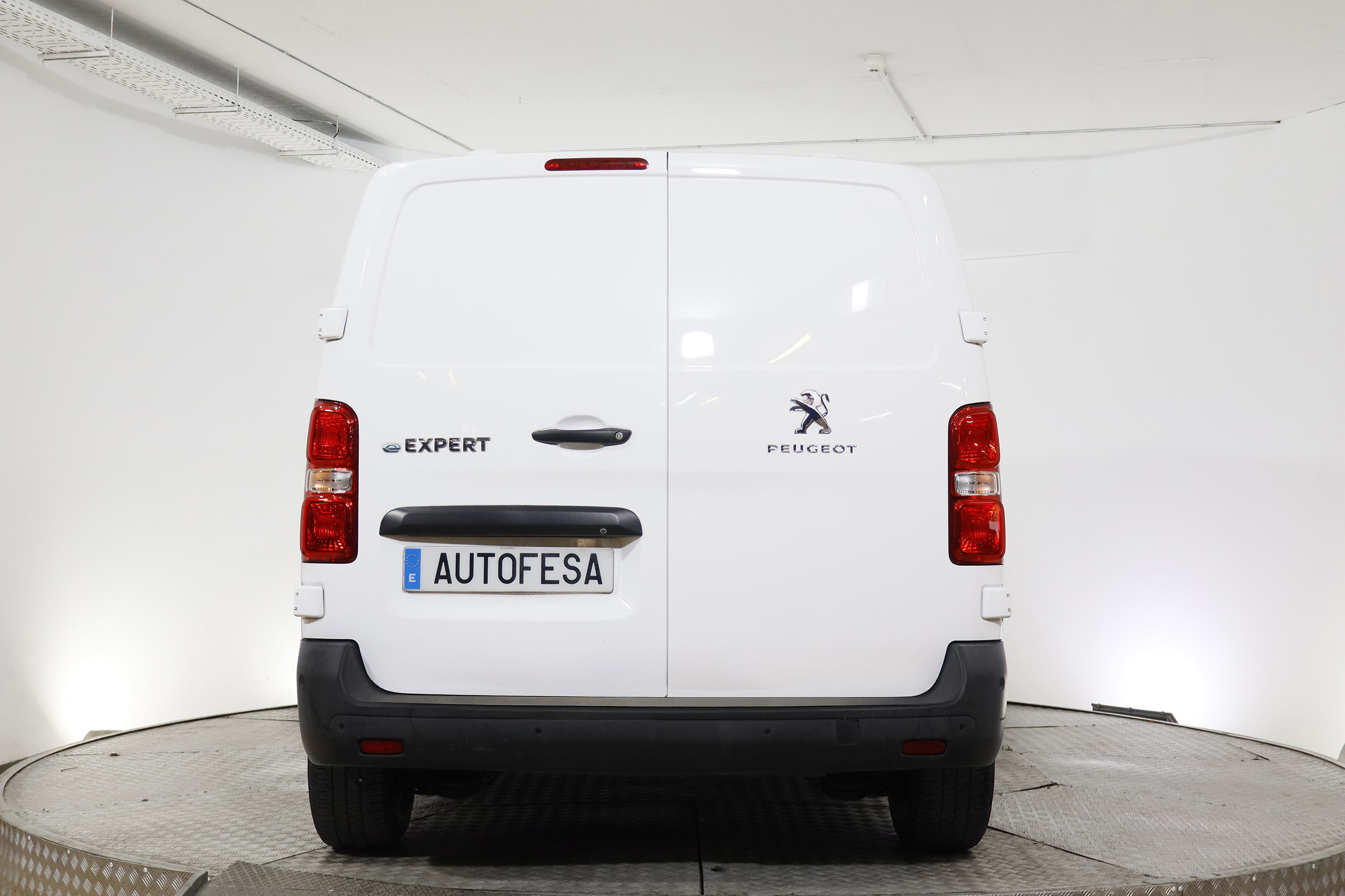 Peugeot E-Expert E-EXPERT LARGA ELECTRICA 75KWH AUTO 136CV 4P # IVA DEDUCIBLE foto 7