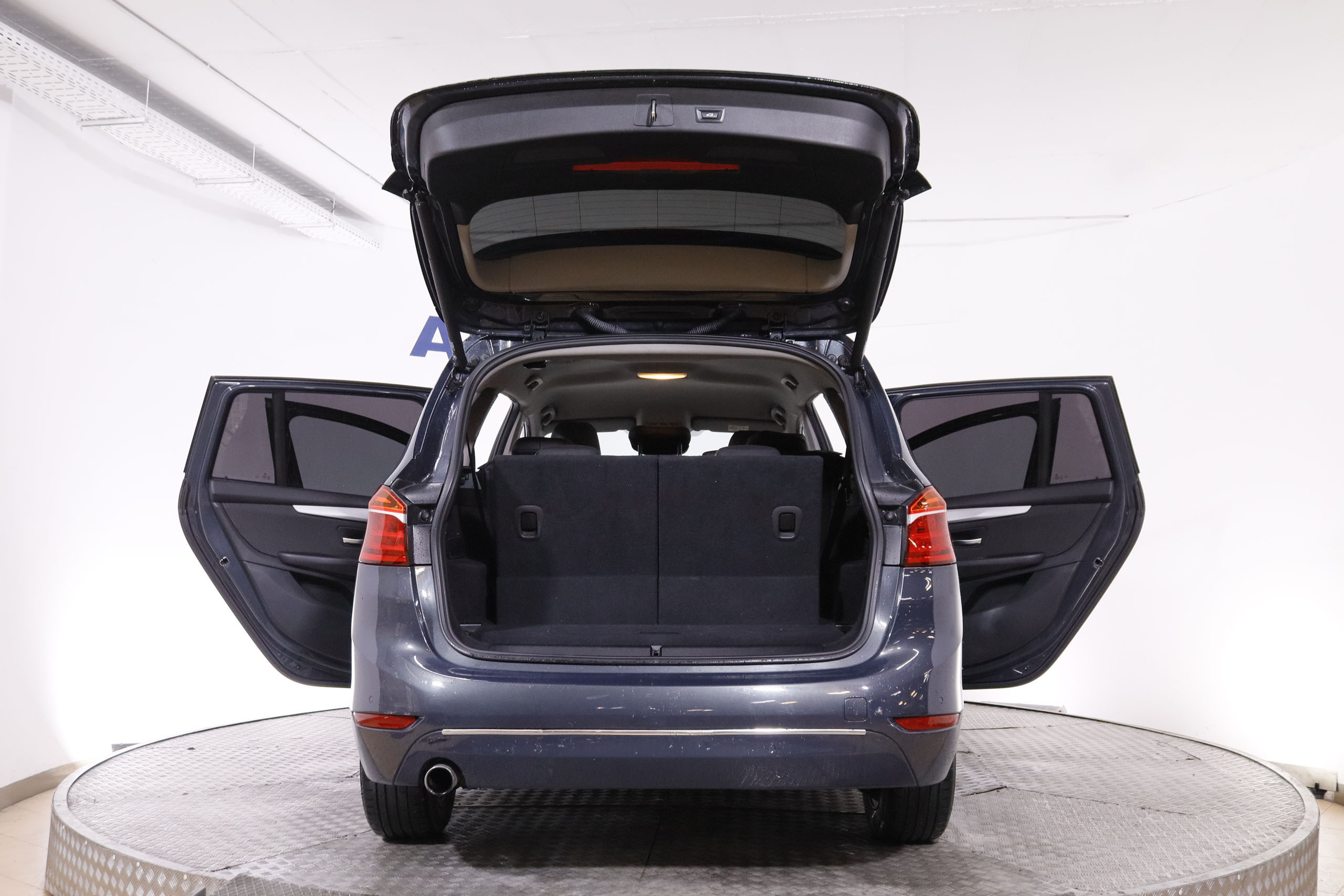 BMW 218 SERIE 2 218D GRAND TOURER AUTO 150CV 7 PLAZAS 5P # PARKTRONIC foto 10