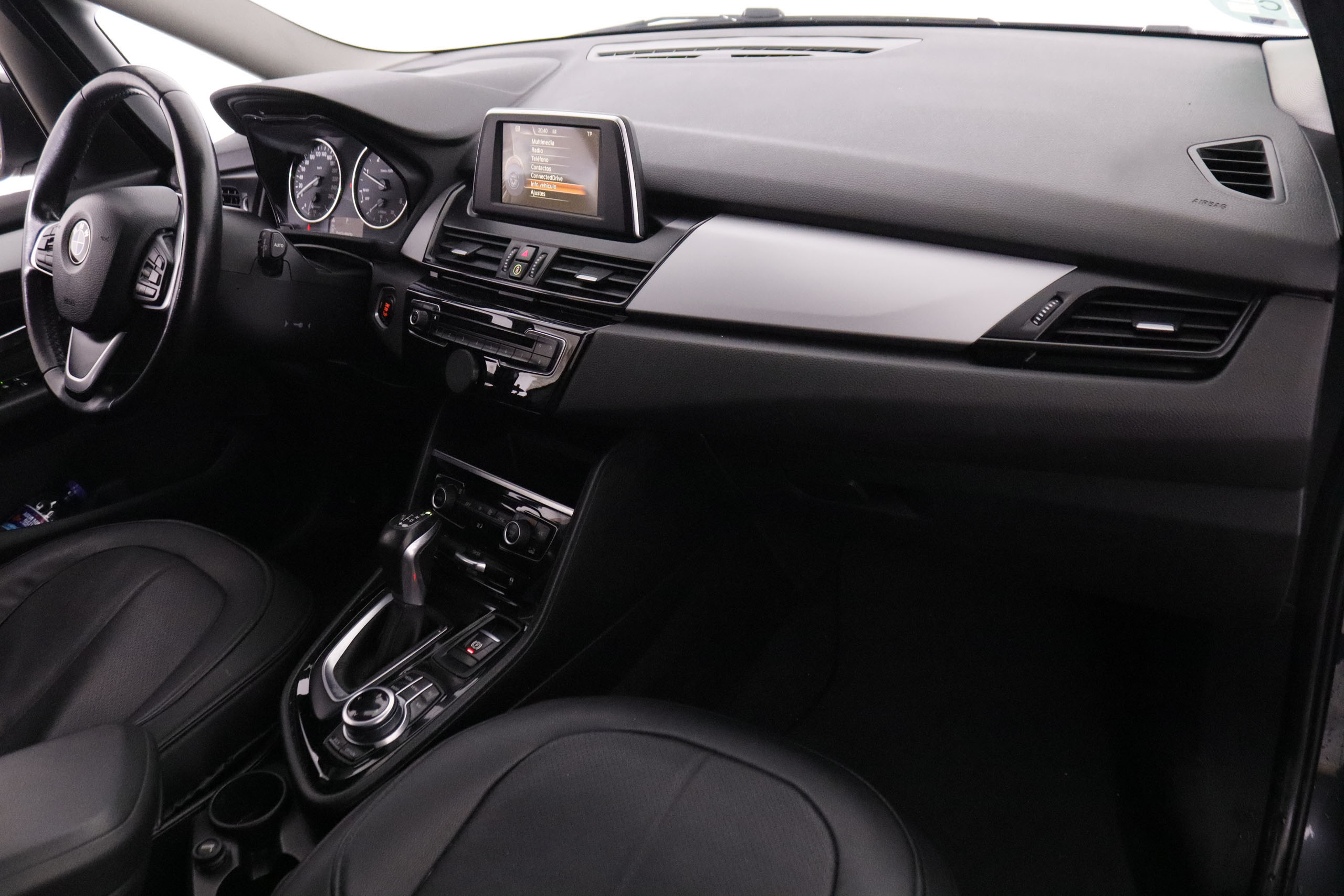 BMW 218 SERIE 2 218D GRAND TOURER AUTO 150CV 7 PLAZAS 5P # PARKTRONIC foto 17