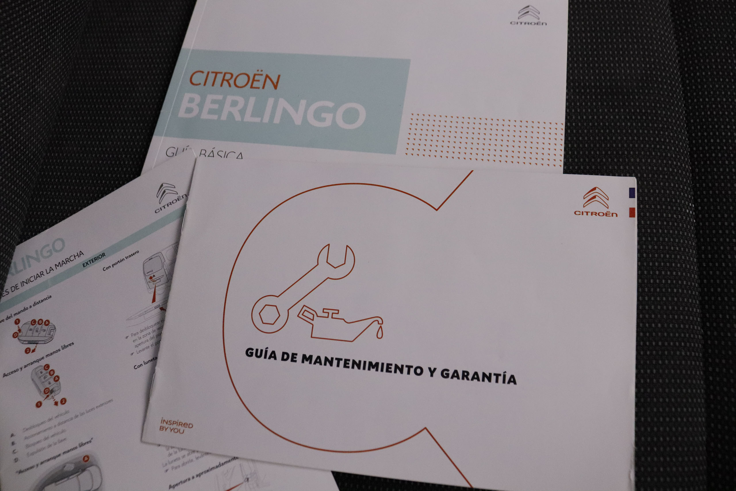 Citroen Berlingo COMBI 1.5 BLUEHDI TALLA M LIVE 100CV 5P # IVA DEDUCIBLE foto 23