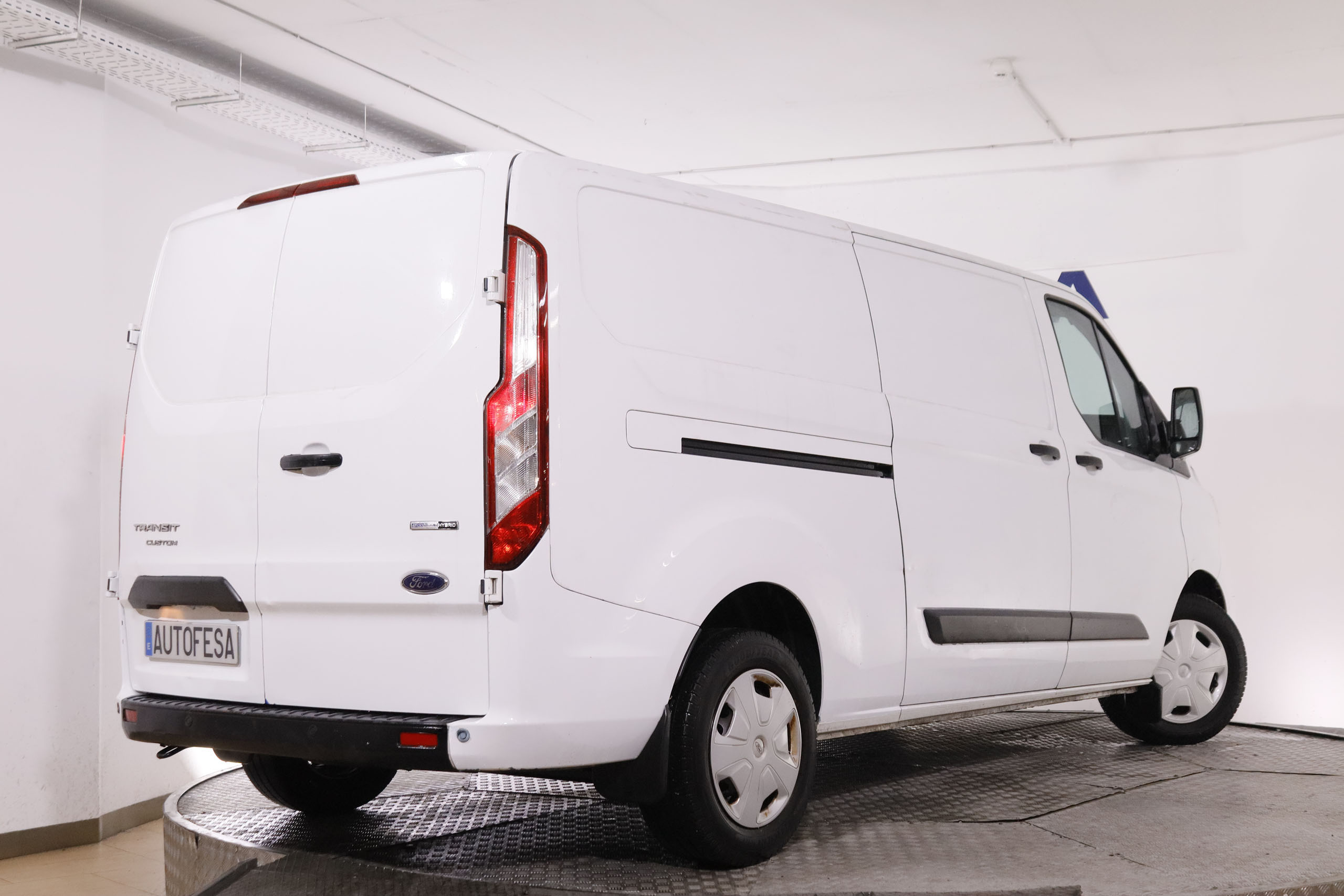 Ford Transit  Custom 2.0 D MHEV ECO BLUE HYBRID 320 L2 TREND 130CV 4P # IVA DEDUCIBLE, PARKTRONIC foto 7
