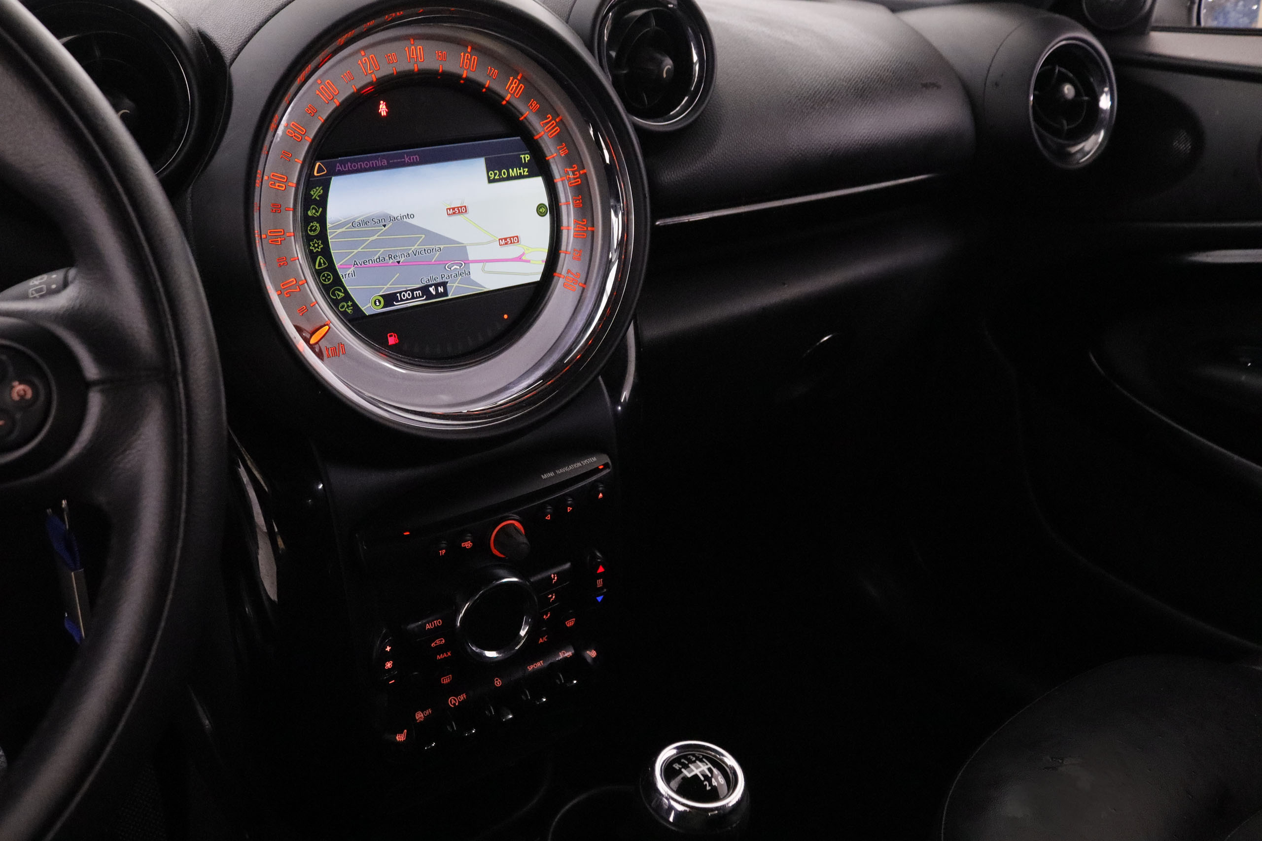 Mini COOPER PACEMAN 1.6 ALL4 RED HOT CHILI II 122CV 5P # CUERO, NAVY, PARKTRONIC foto 18