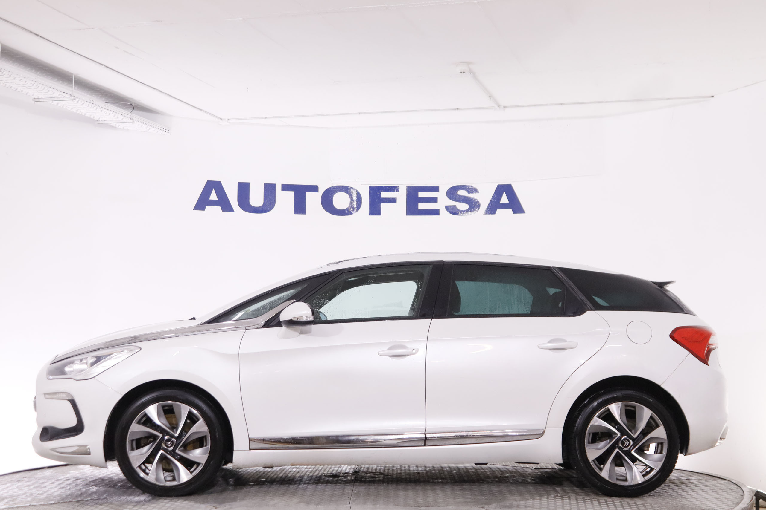 DS DS 5 2.0 HDI STYLE 163CV 5P # TECHO DOBLE, NAVY, PARKTRONIC foto 9