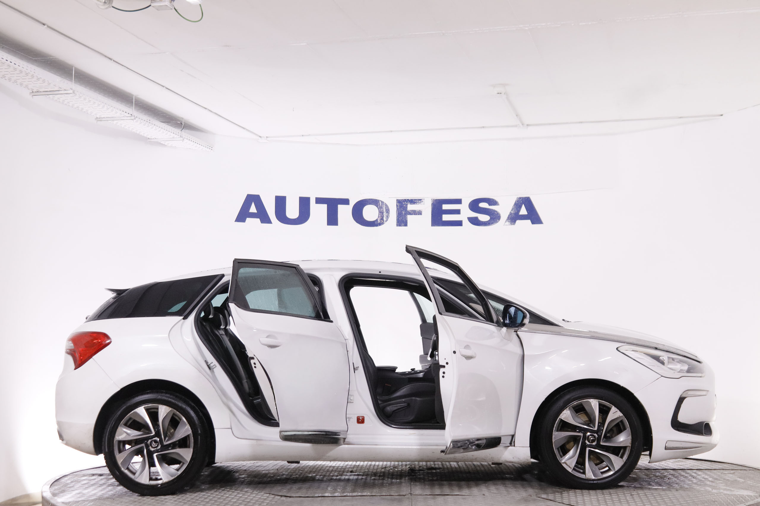 DS DS 5 2.0 HDI STYLE 163CV 5P # TECHO DOBLE, NAVY, PARKTRONIC foto 11