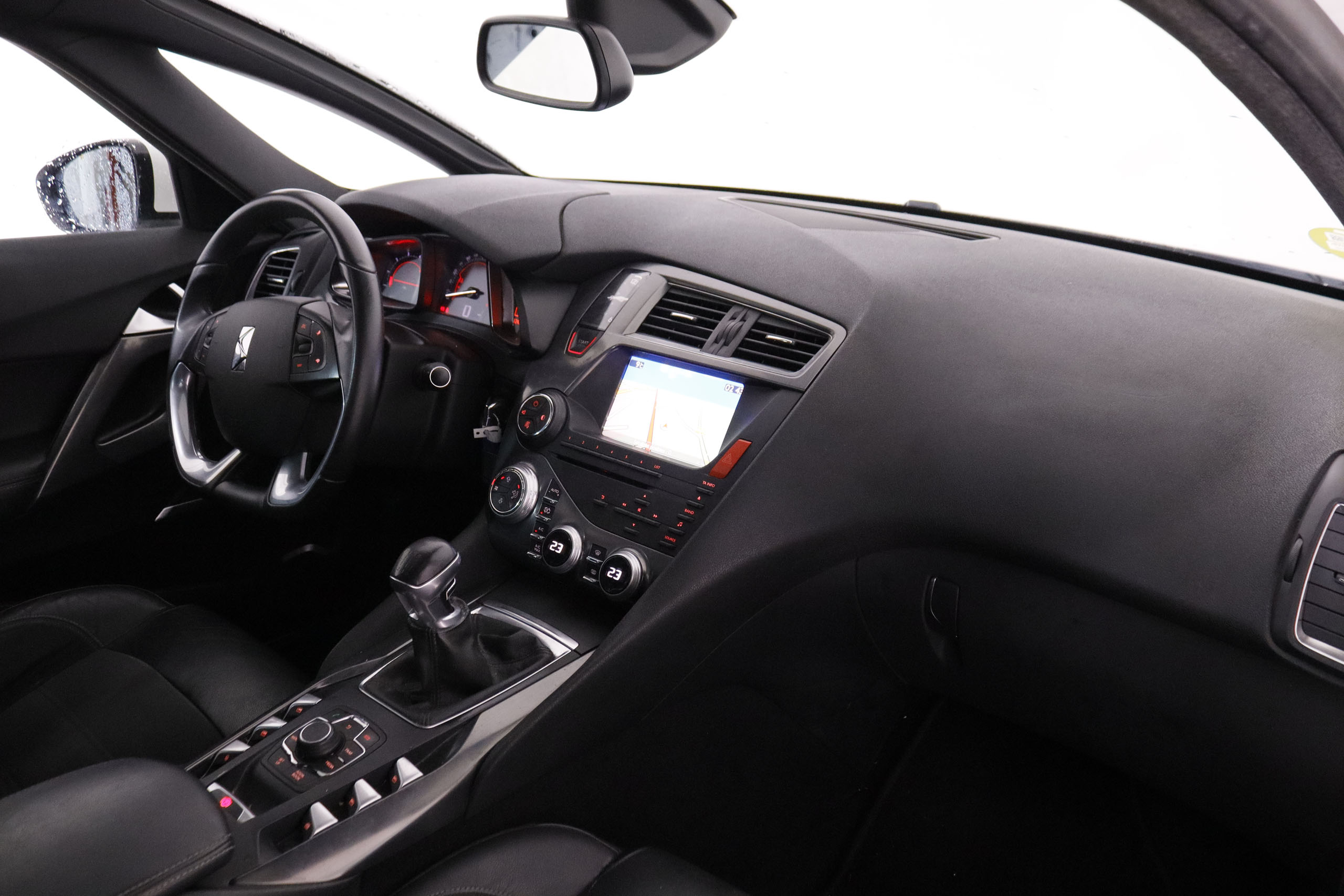 DS DS 5 2.0 HDI STYLE 163CV 5P # TECHO DOBLE, NAVY, PARKTRONIC foto 15