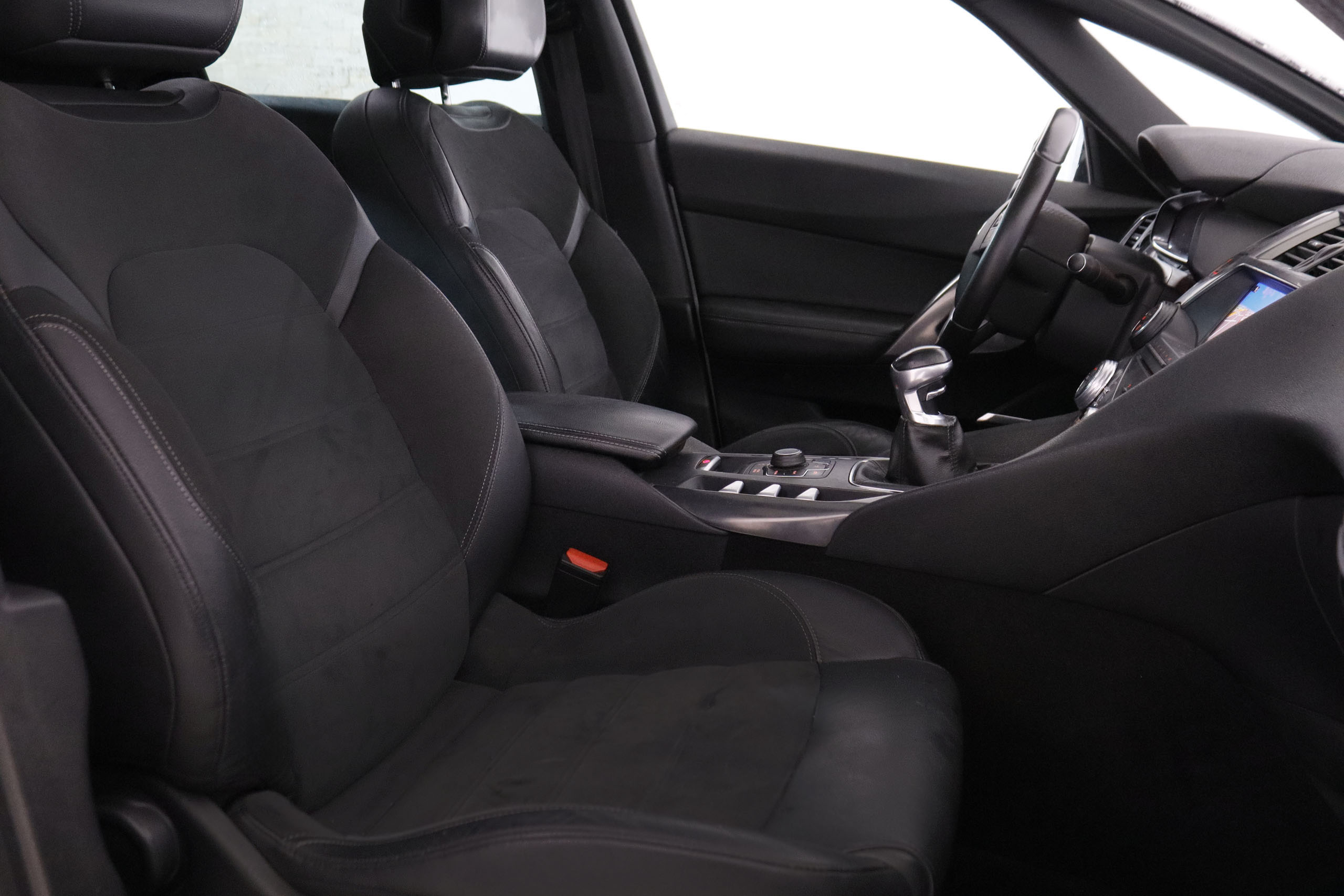 DS DS 5 2.0 HDI STYLE 163CV 5P # TECHO DOBLE, NAVY, PARKTRONIC foto 23