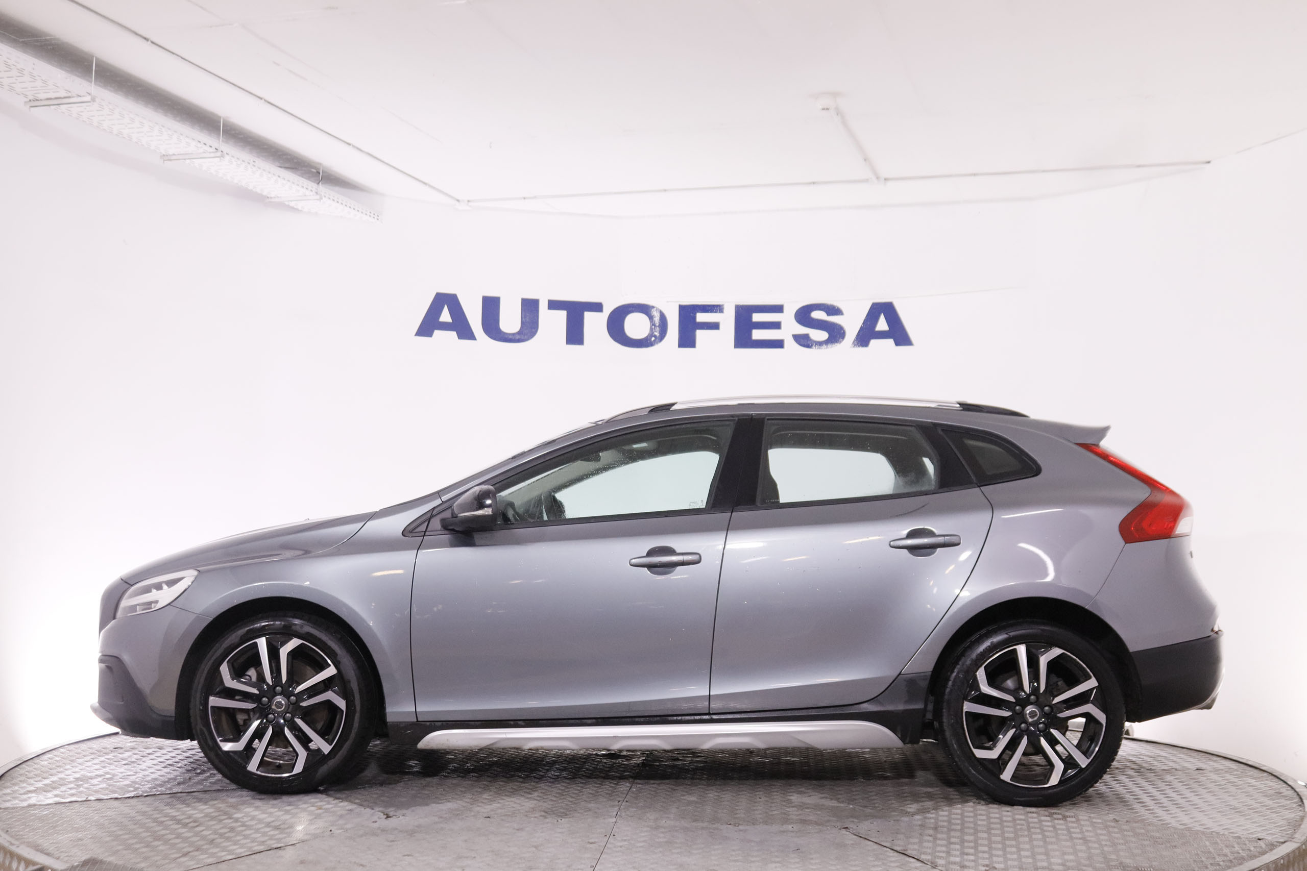 Volvo V40 1.5 CROSS COUNTRY T3 AUTO SIGNATURE 152CV 5P #TECHO PANORAMICO, NAVY foto 13