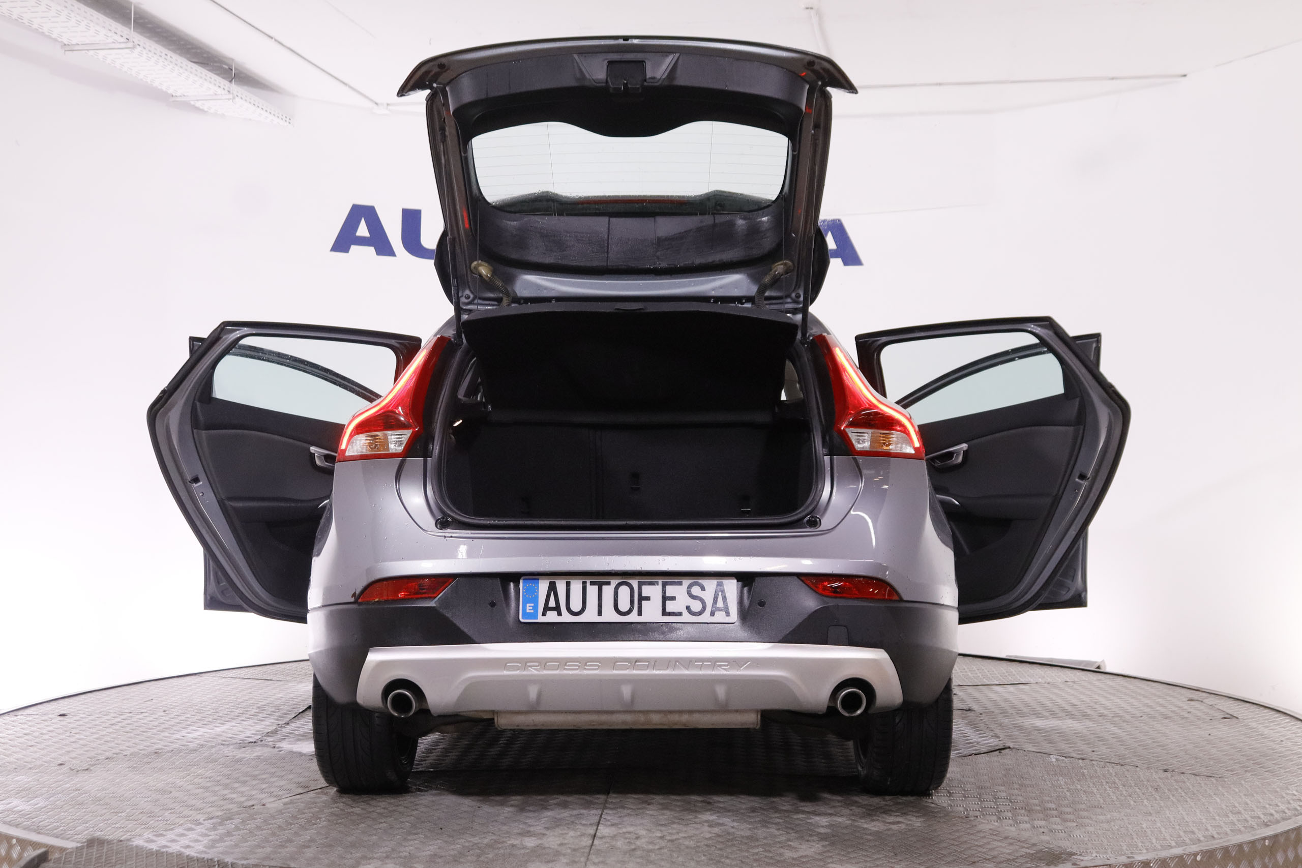 Volvo V40 1.5 CROSS COUNTRY T3 AUTO SIGNATURE 152CV 5P #TECHO PANORAMICO, NAVY foto 11