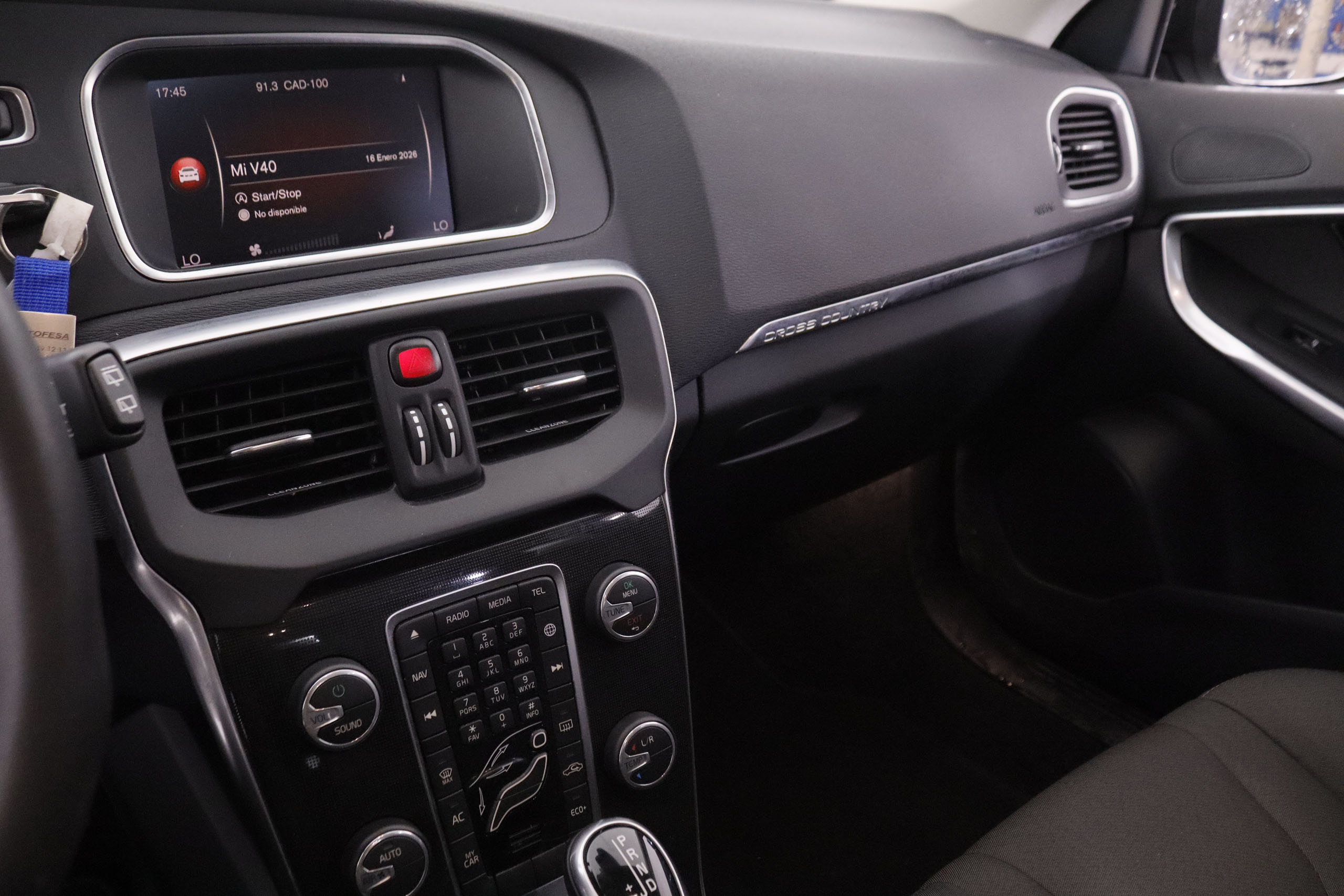 Volvo V40 1.5 CROSS COUNTRY T3 AUTO SIGNATURE 152CV 5P #TECHO PANORAMICO, NAVY foto 18