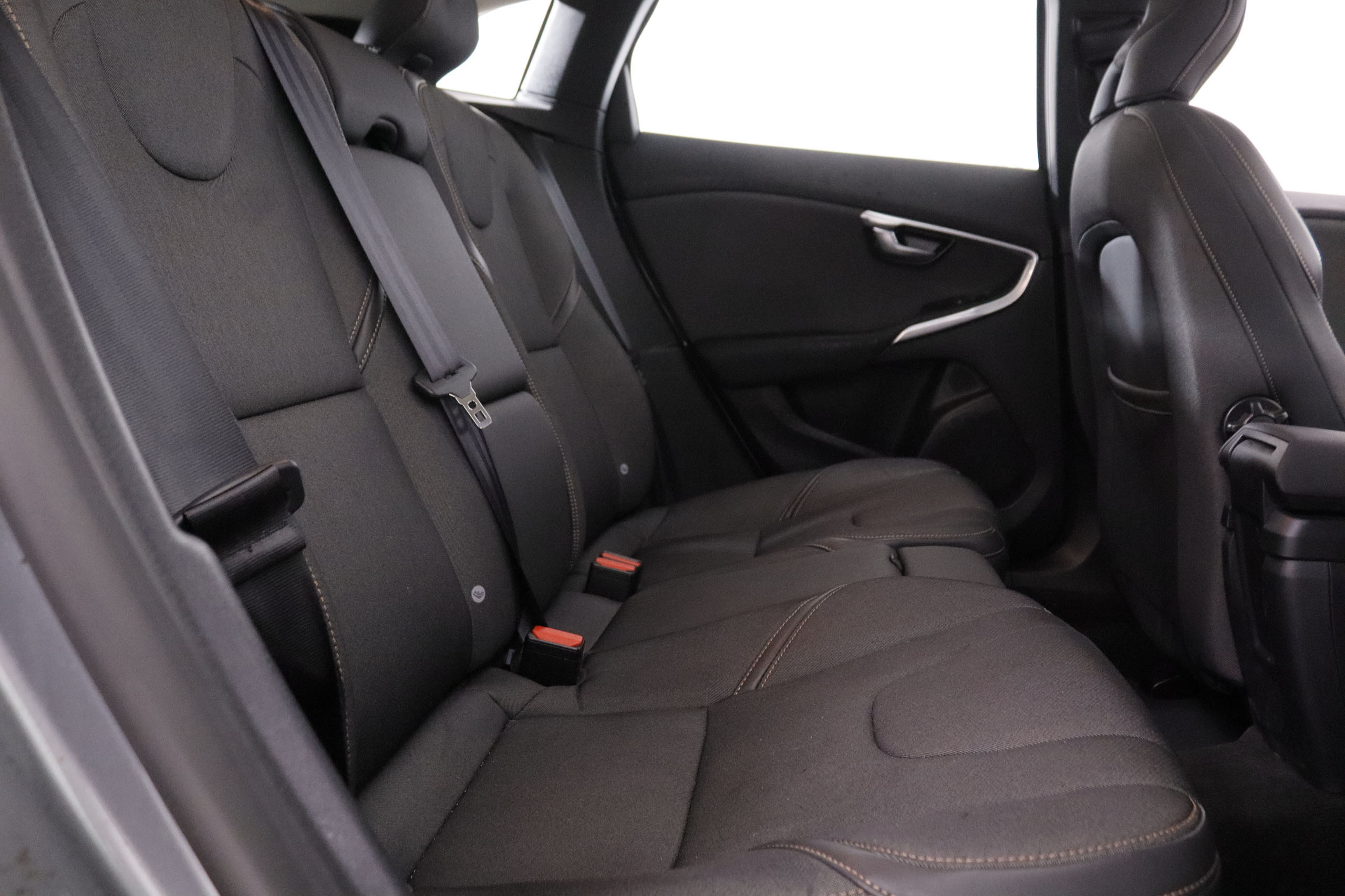 Volvo V40 1.5 CROSS COUNTRY T3 AUTO SIGNATURE 152CV 5P #TECHO PANORAMICO, NAVY foto 24