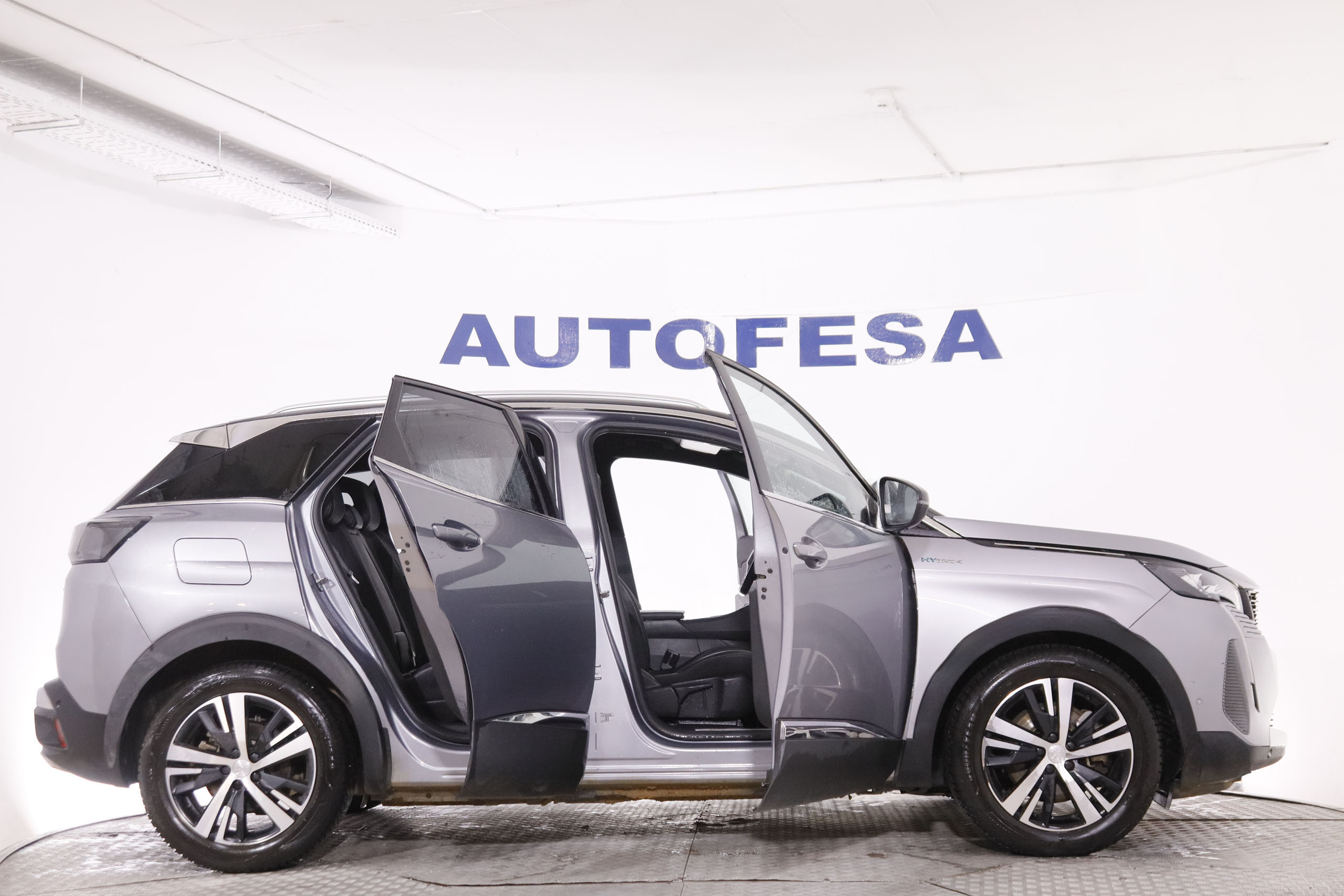 Peugeot 3008 1.6 PHEV E EAT 8 4X4 GT AUTO 300CV 5P # IVA DEDUCIBLE, NAVY, PARKTRONIC 1.6 PHEV E EAT 8 4X4 GT AUTO 300CV 5P # IVA DEDUCIBLE, NAVY, PARKTRONIC foto 10