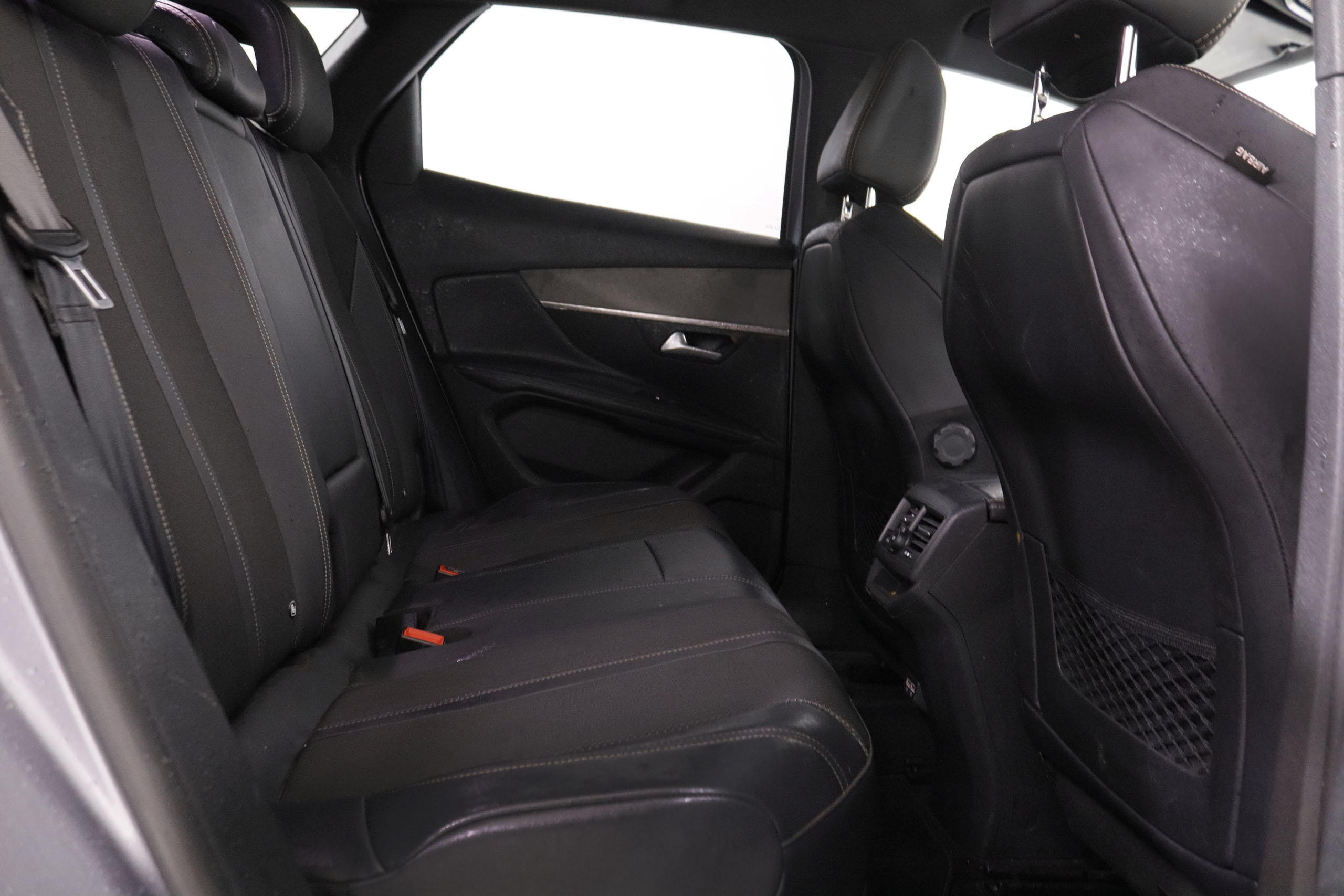 Peugeot 3008 1.6 PHEV E EAT 8 4X4 GT AUTO 300CV 5P # IVA DEDUCIBLE, NAVY, PARKTRONIC 1.6 PHEV E EAT 8 4X4 GT AUTO 300CV 5P # IVA DEDUCIBLE, NAVY, PARKTRONIC foto 25