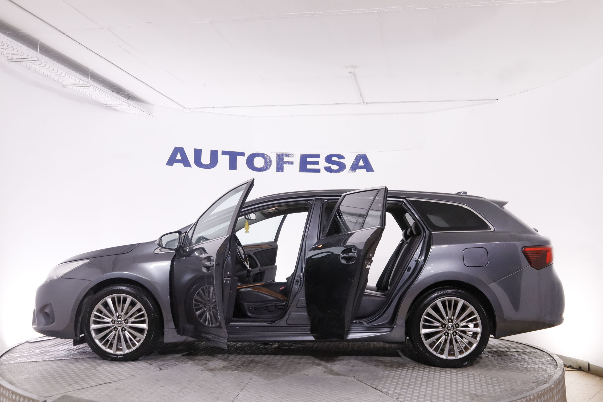 Toyota Avensis 2.0 D TOURING SPORTS SW EXECUTIVE 143CV 5P # TECHO PANORAMICO, NAVY foto 11