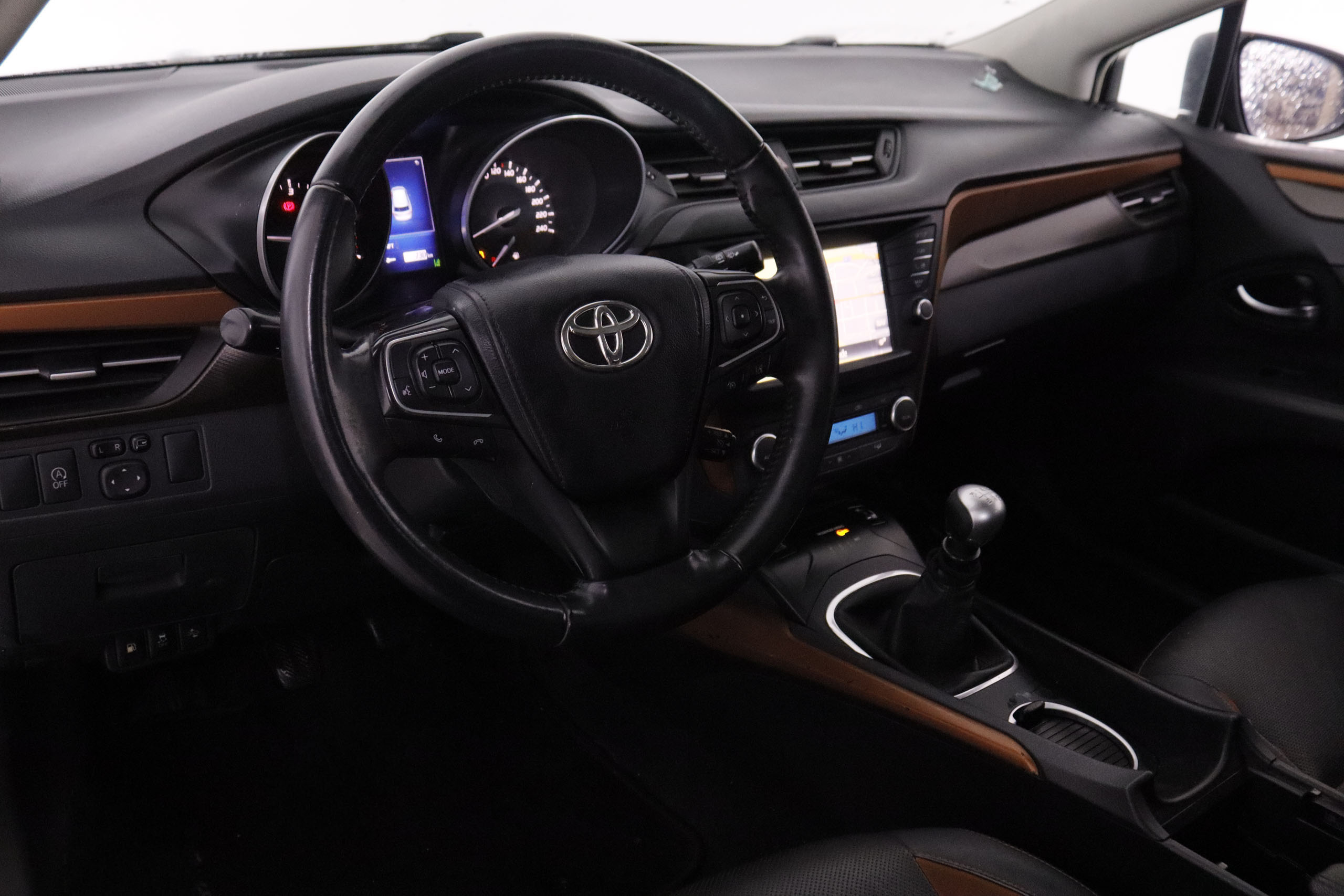 Toyota Avensis 2.0 D TOURING SPORTS SW EXECUTIVE 143CV 5P # TECHO PANORAMICO, NAVY foto 14