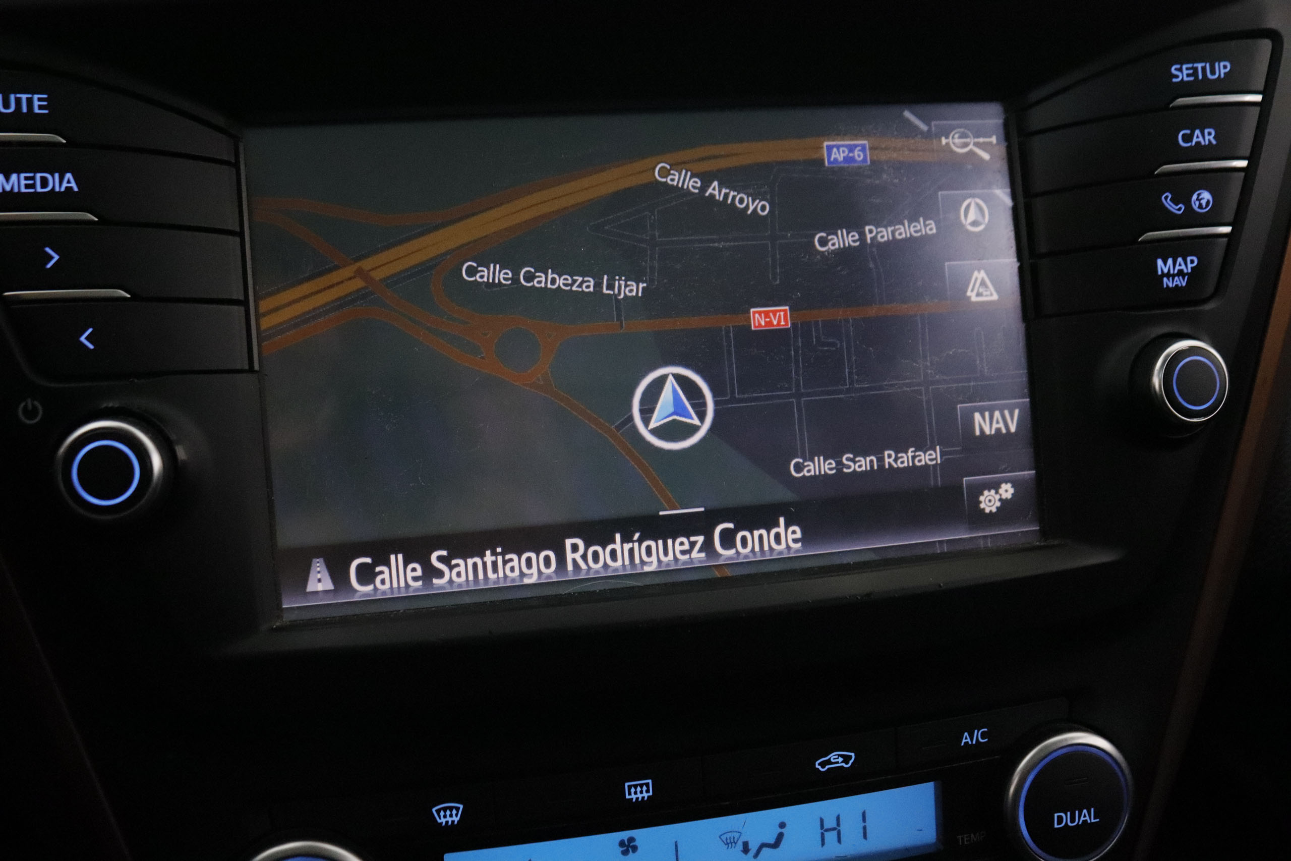 Toyota Avensis 2.0 D TOURING SPORTS SW EXECUTIVE 143CV 5P # TECHO PANORAMICO, NAVY foto 19