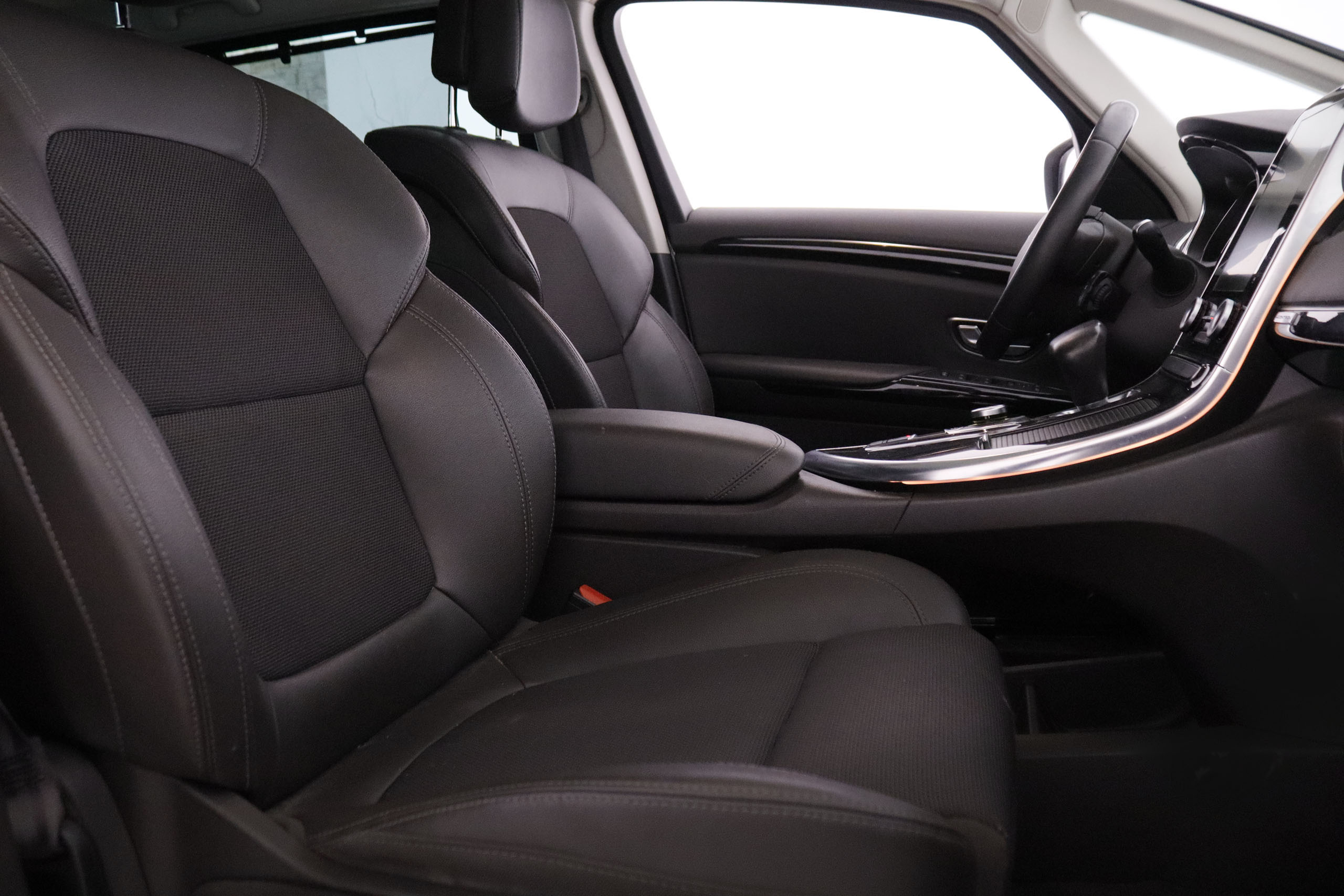 Renault Espace 1.6 TCE ZEN AUTO 200CV 7 PLAZAS 5P # TECHO, NAVY, PARKTRONIC foto 27