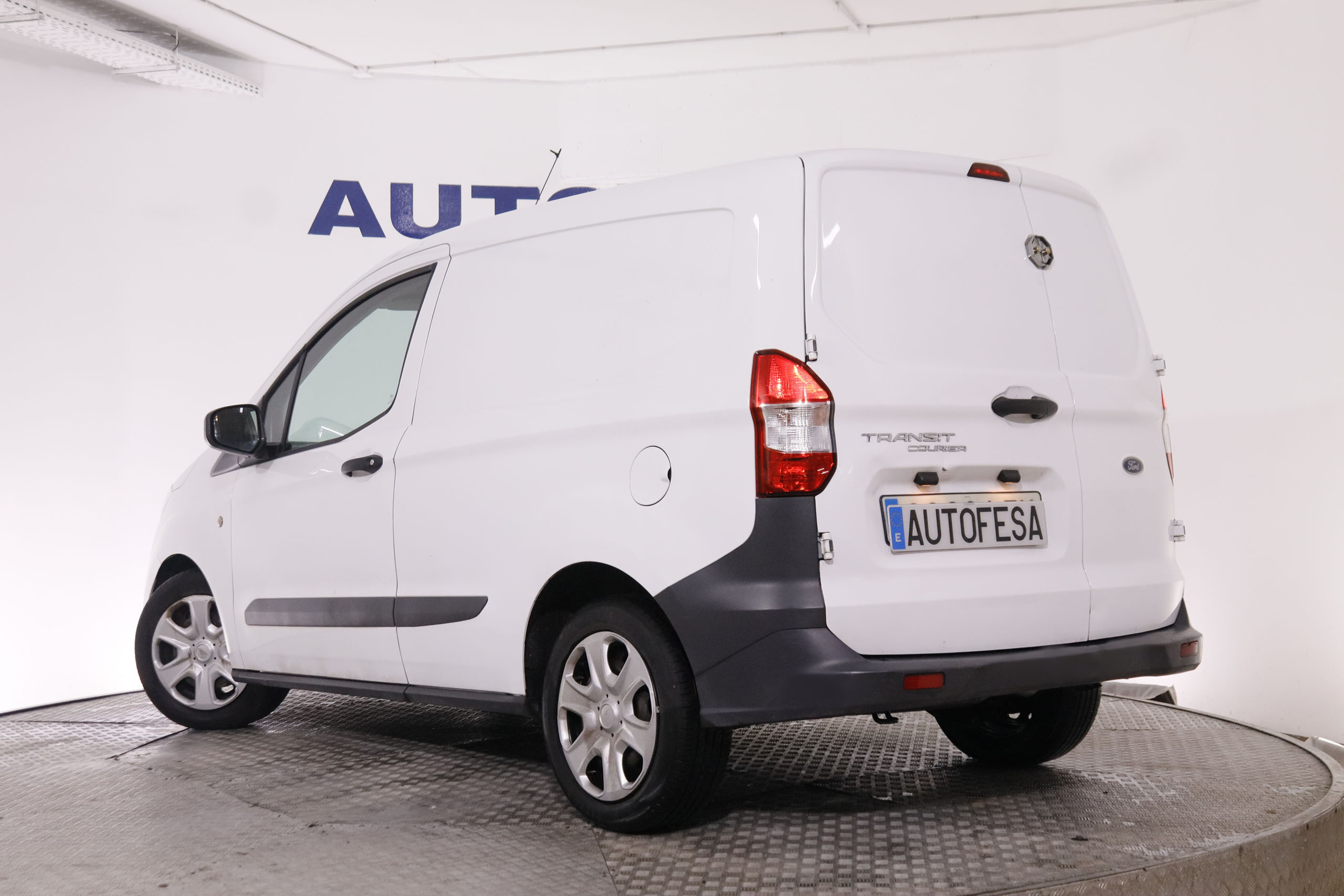 Ford Transit Courier FURGO 1.5 TDCI TREND 75CV 3P # IVA DEDUCIBLE foto 9