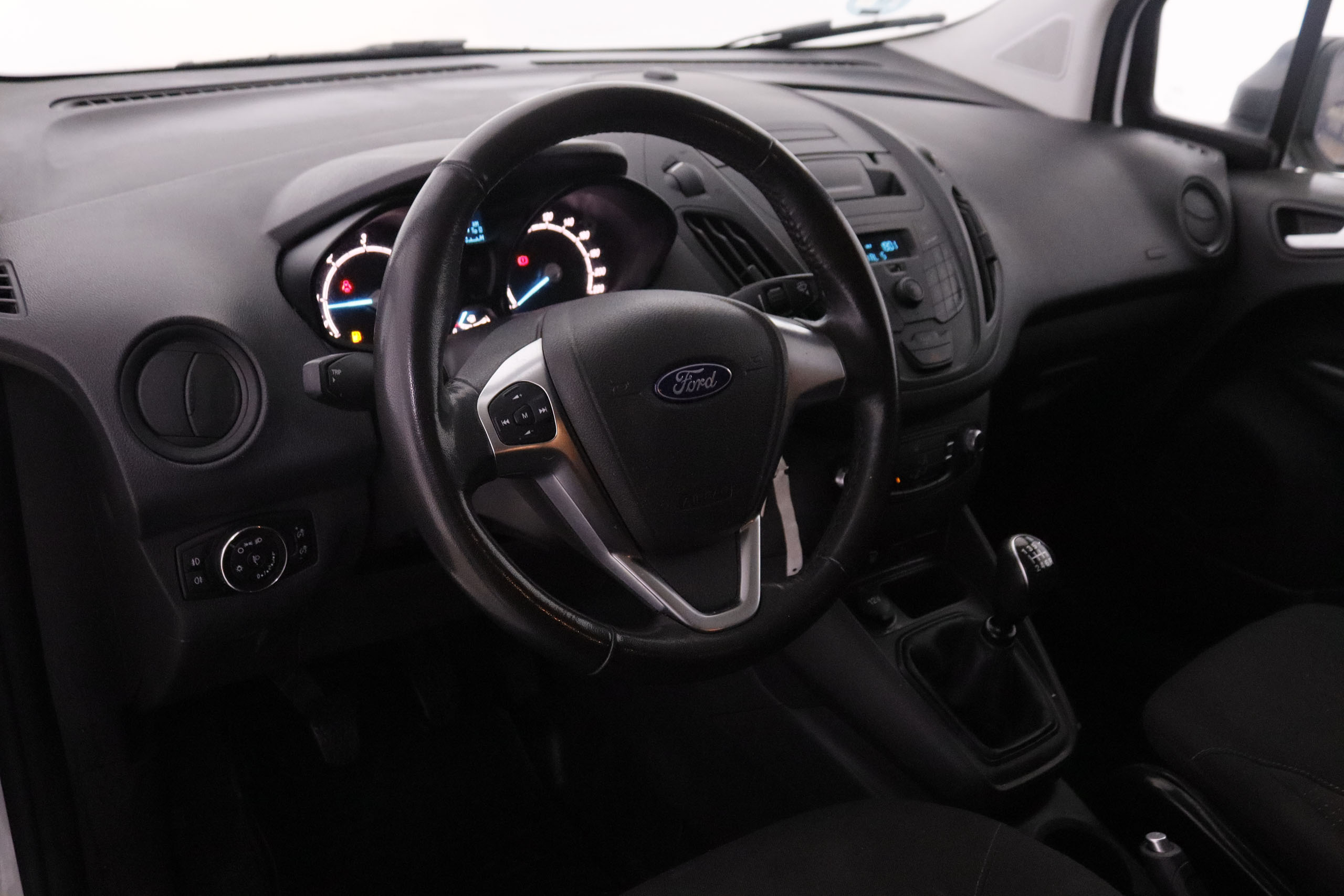 Ford Transit Courier FURGO 1.5 TDCI TREND 75CV 3P # IVA DEDUCIBLE foto 14