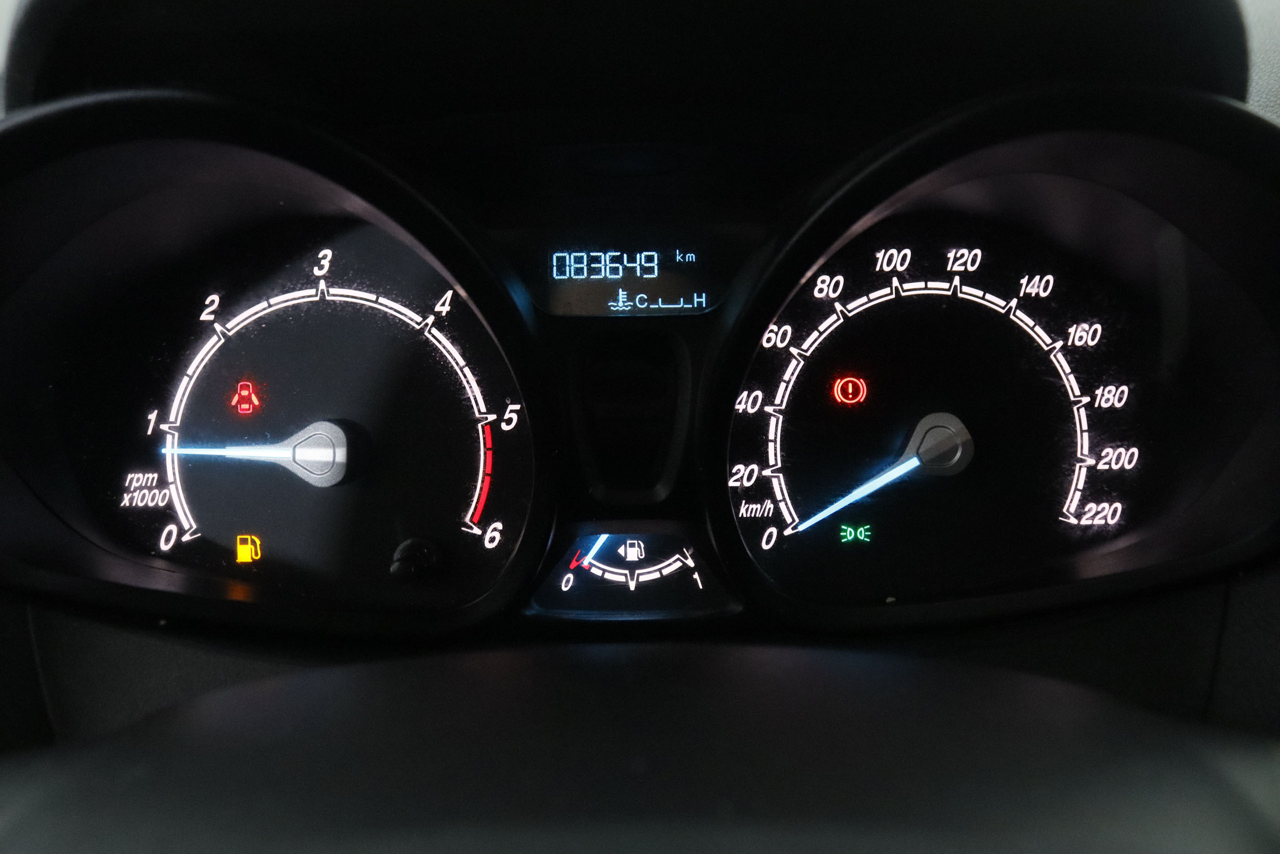 Ford Transit Courier FURGO 1.5 TDCI TREND 75CV 3P # IVA DEDUCIBLE foto 19