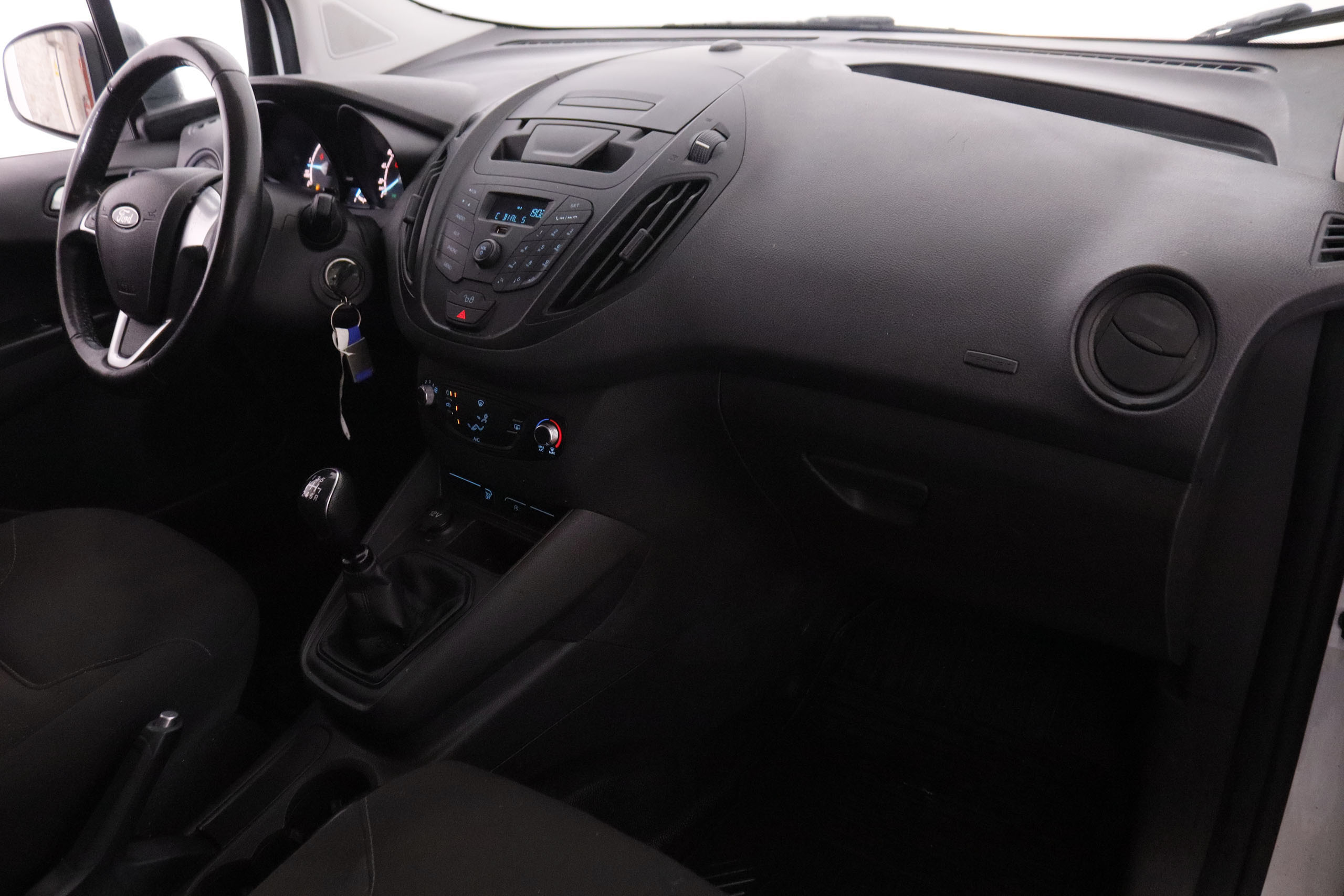 Ford Transit Courier FURGO 1.5 TDCI TREND 75CV 3P # IVA DEDUCIBLE foto 15