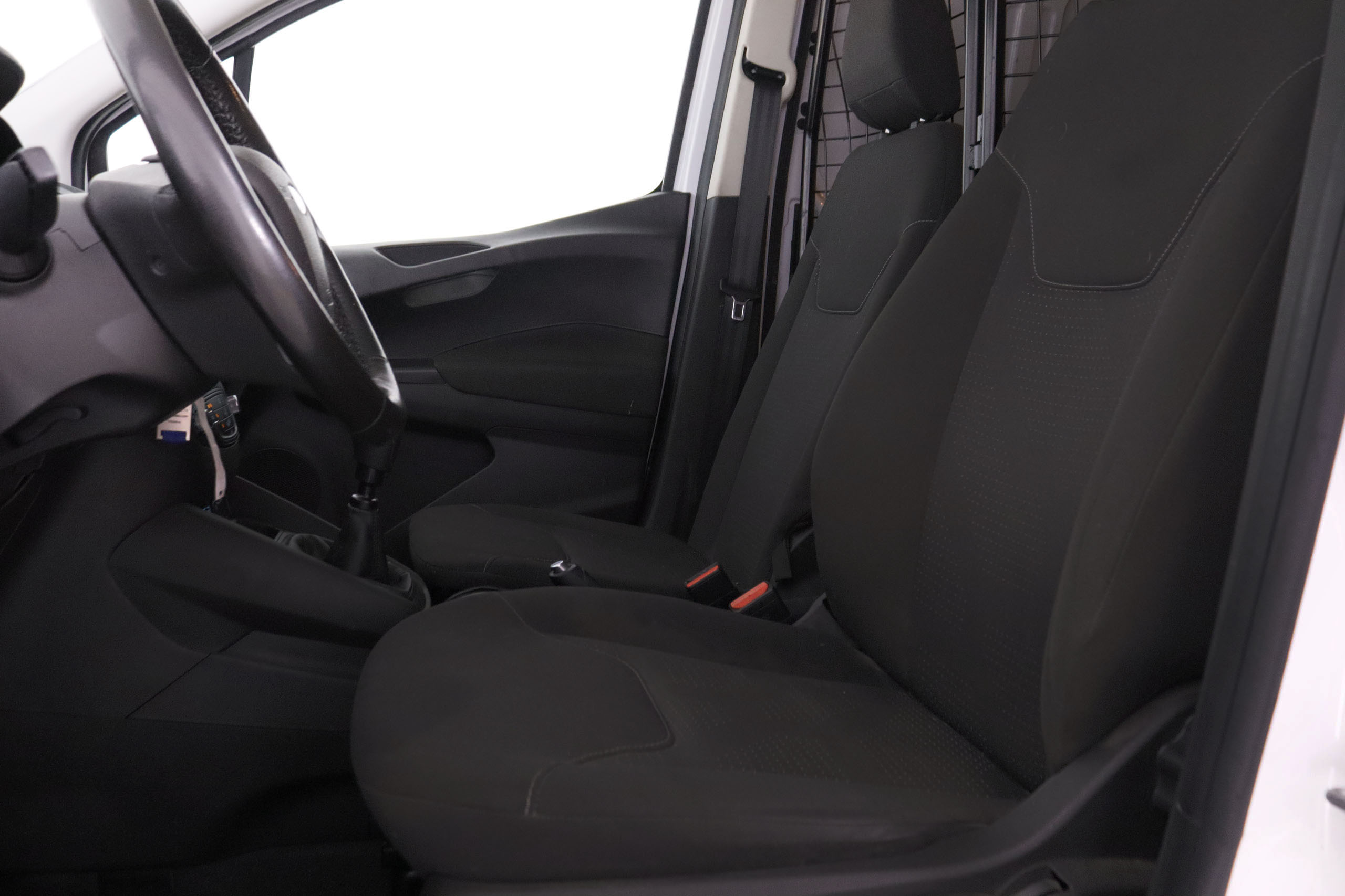 Ford Transit Courier FURGO 1.5 TDCI TREND 75CV 3P # IVA DEDUCIBLE foto 20