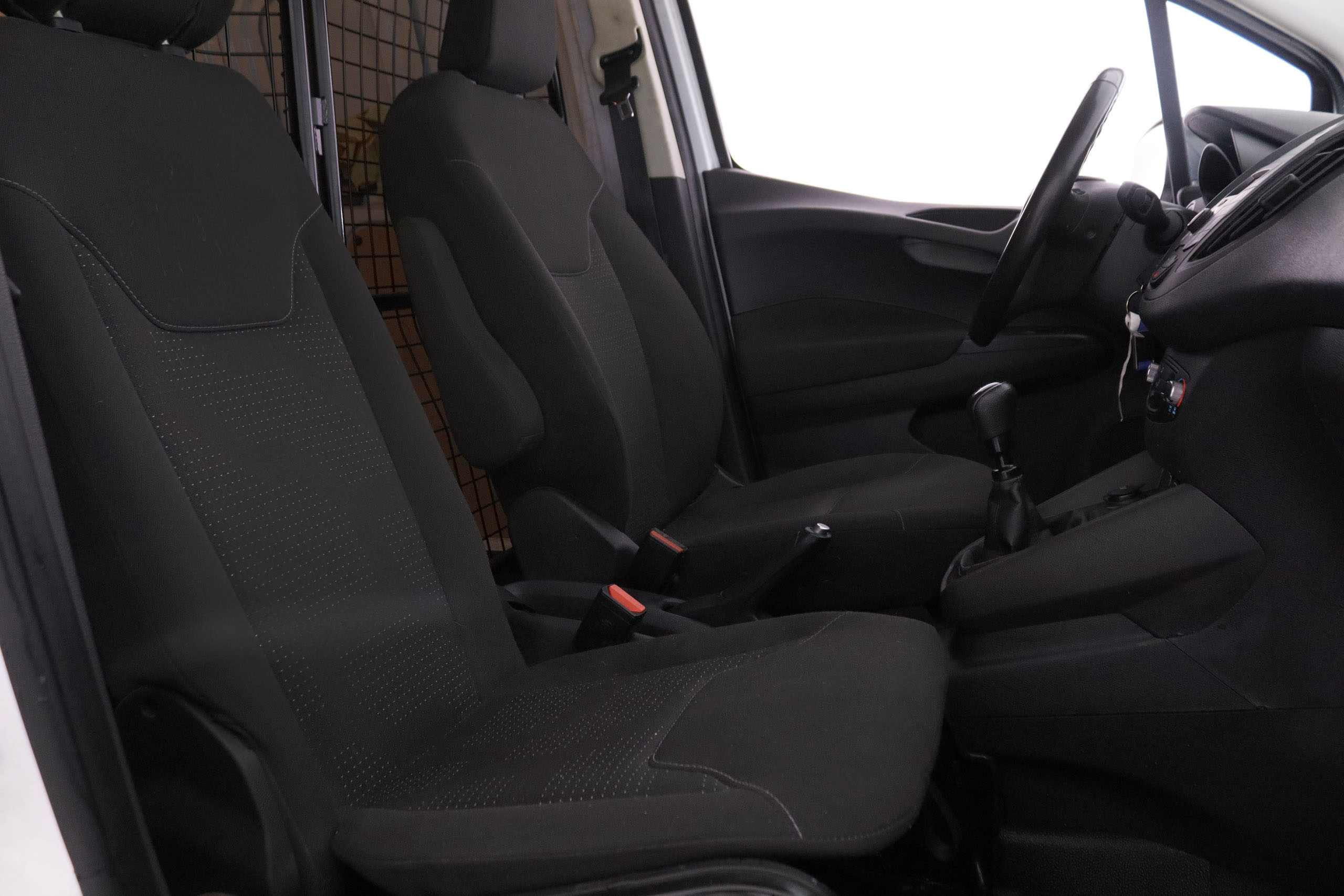 Ford Transit Courier FURGO 1.5 TDCI TREND 75CV 3P # IVA DEDUCIBLE foto 21