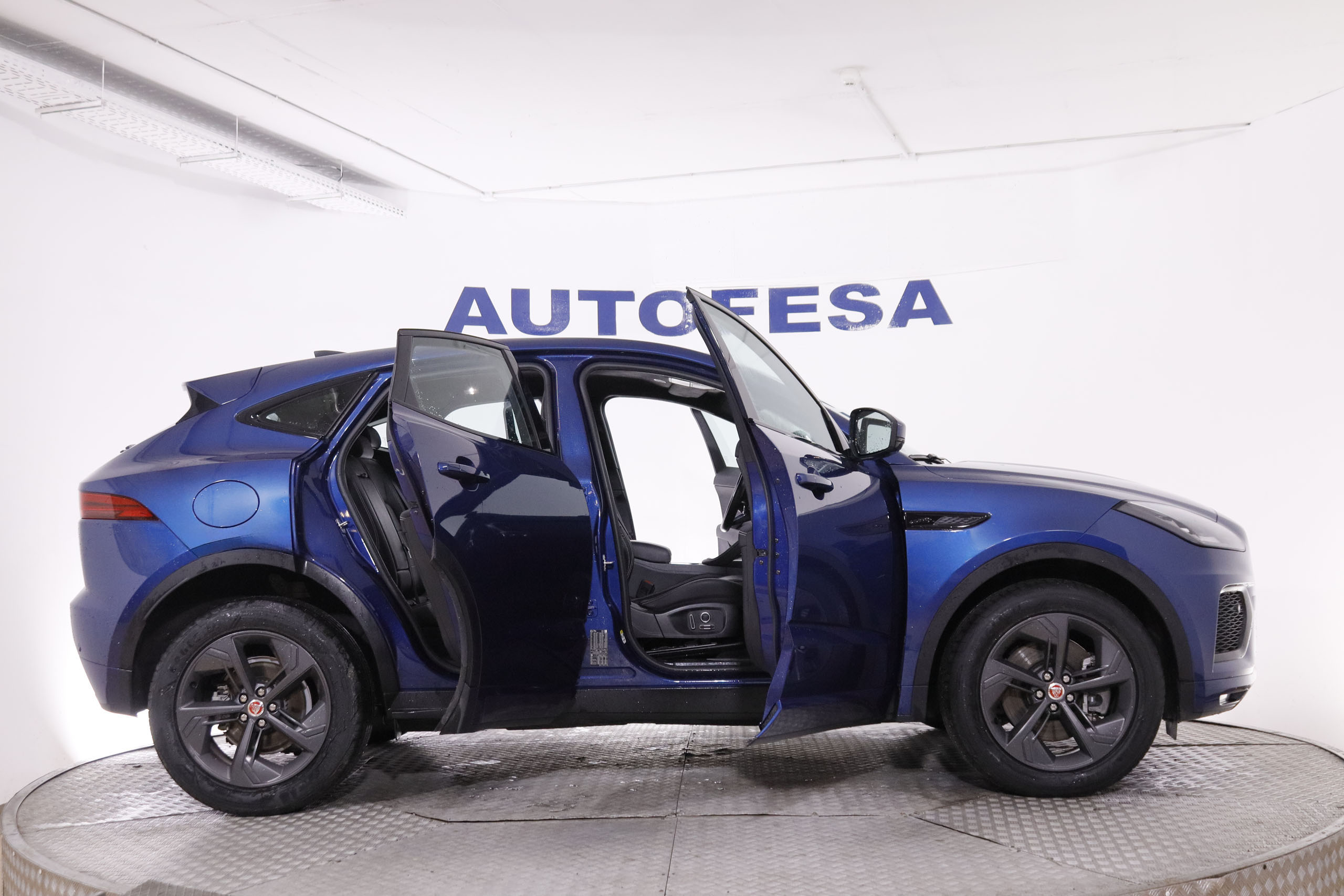 Jaguar E-pace 2.0D MHEV R-DYNAMIC 4WD AUTO 163CV 5P # IVA DEDUCIBLE, CUERO, NAVY foto 11