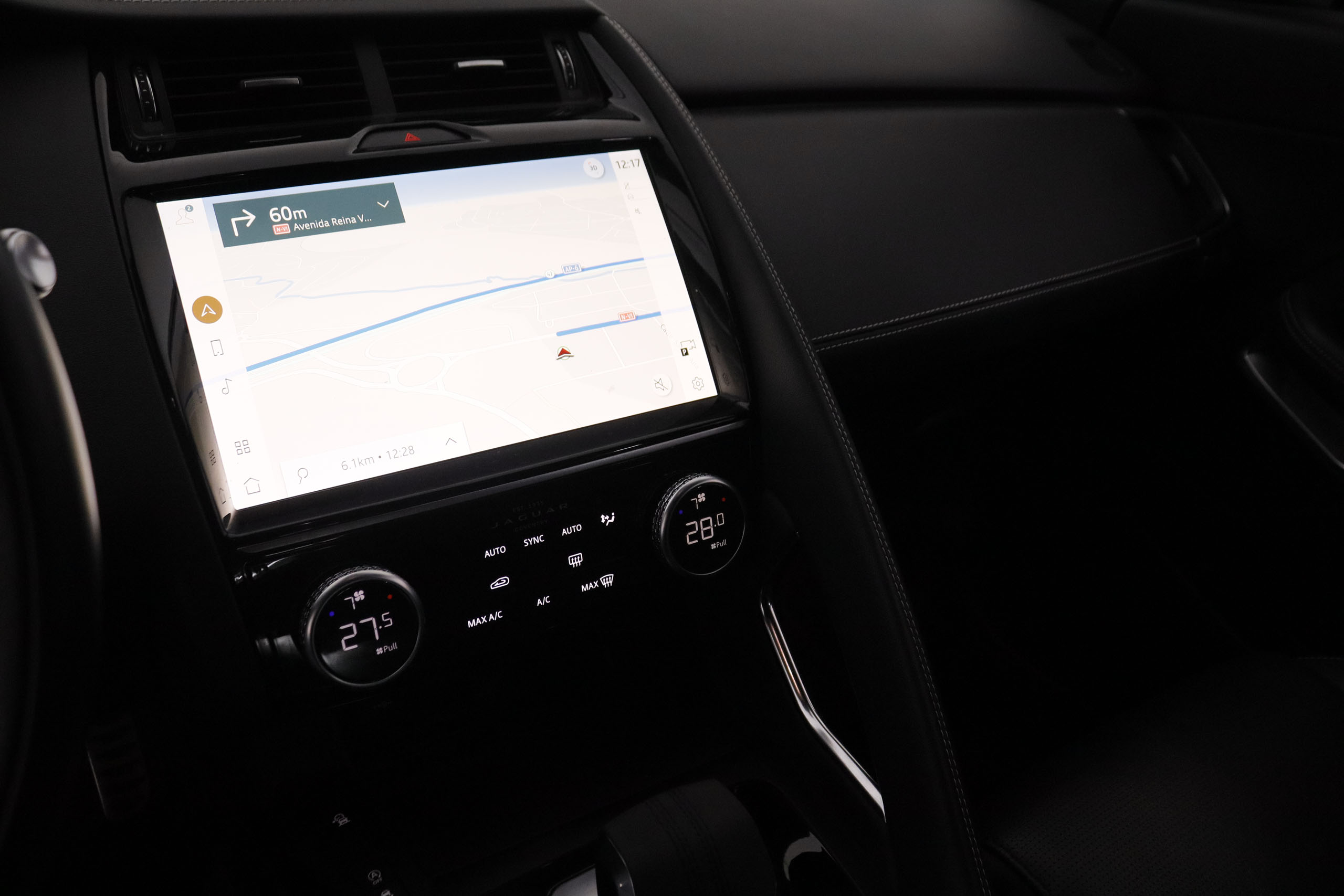 Jaguar E-pace 2.0D MHEV R-DYNAMIC 4WD AUTO 163CV 5P # IVA DEDUCIBLE, CUERO, NAVY foto 20