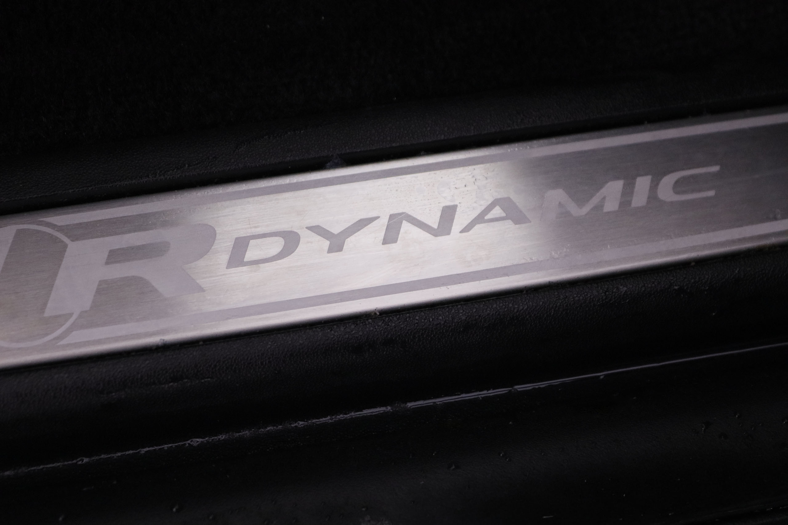 Jaguar E-pace 2.0D MHEV R-DYNAMIC 4WD AUTO 163CV 5P # IVA DEDUCIBLE, CUERO, NAVY foto 29