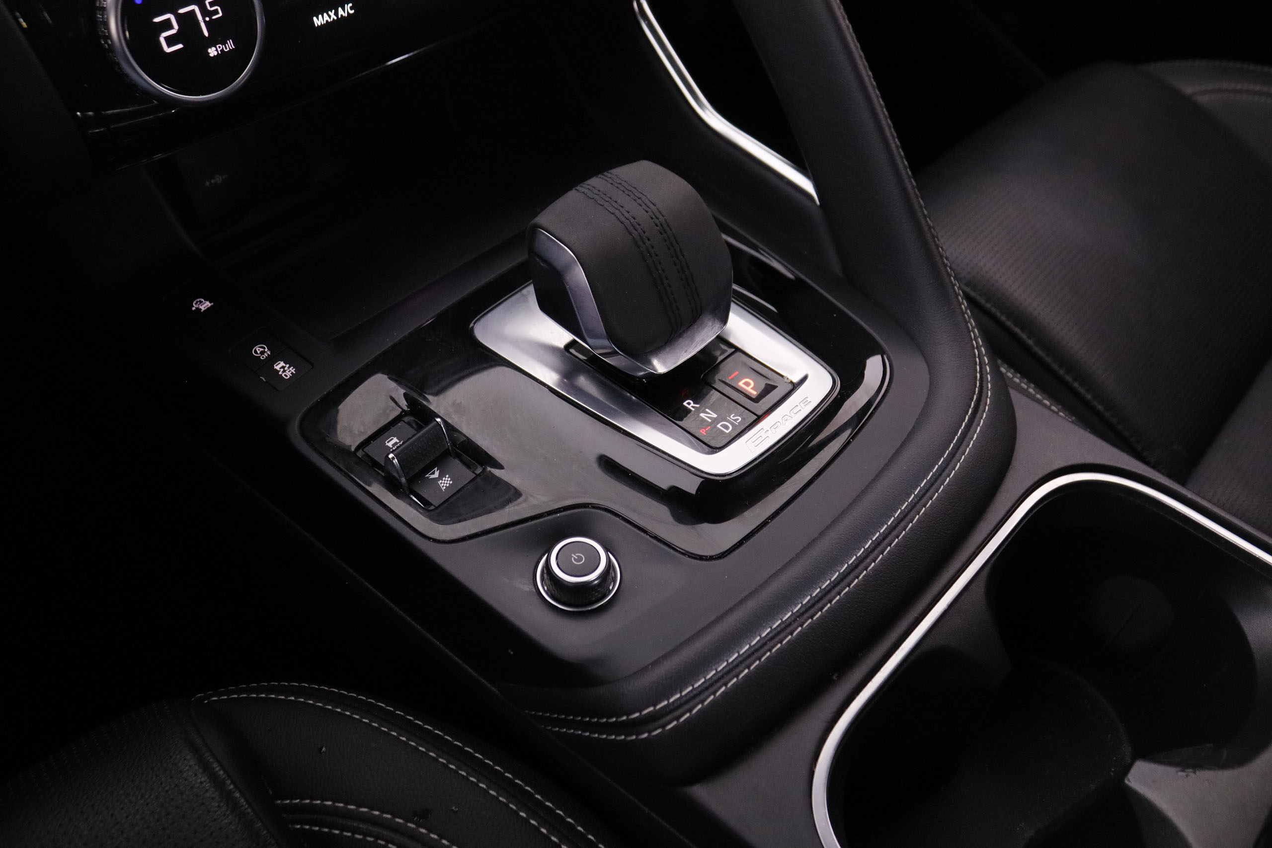 Jaguar E-pace 2.0D MHEV R-DYNAMIC 4WD AUTO 163CV 5P # IVA DEDUCIBLE, CUERO, NAVY foto 28