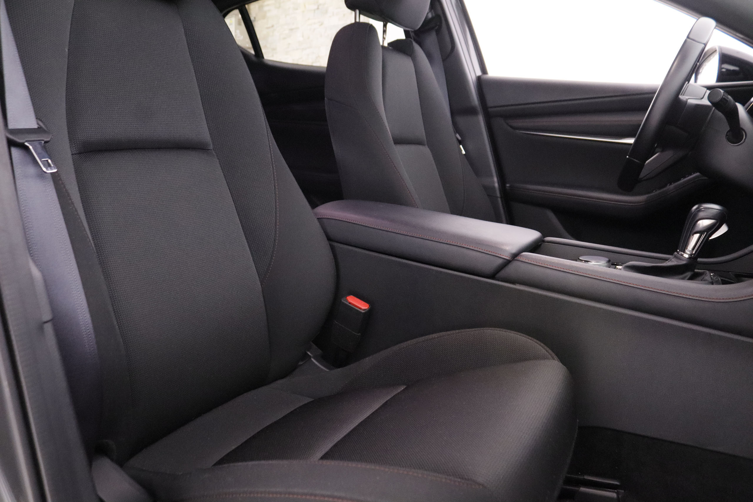 Mazda 3 2.0 E-SKYACTIVE G AUTO 122CV 5P # NAVY, PARKTRONIC foto 30