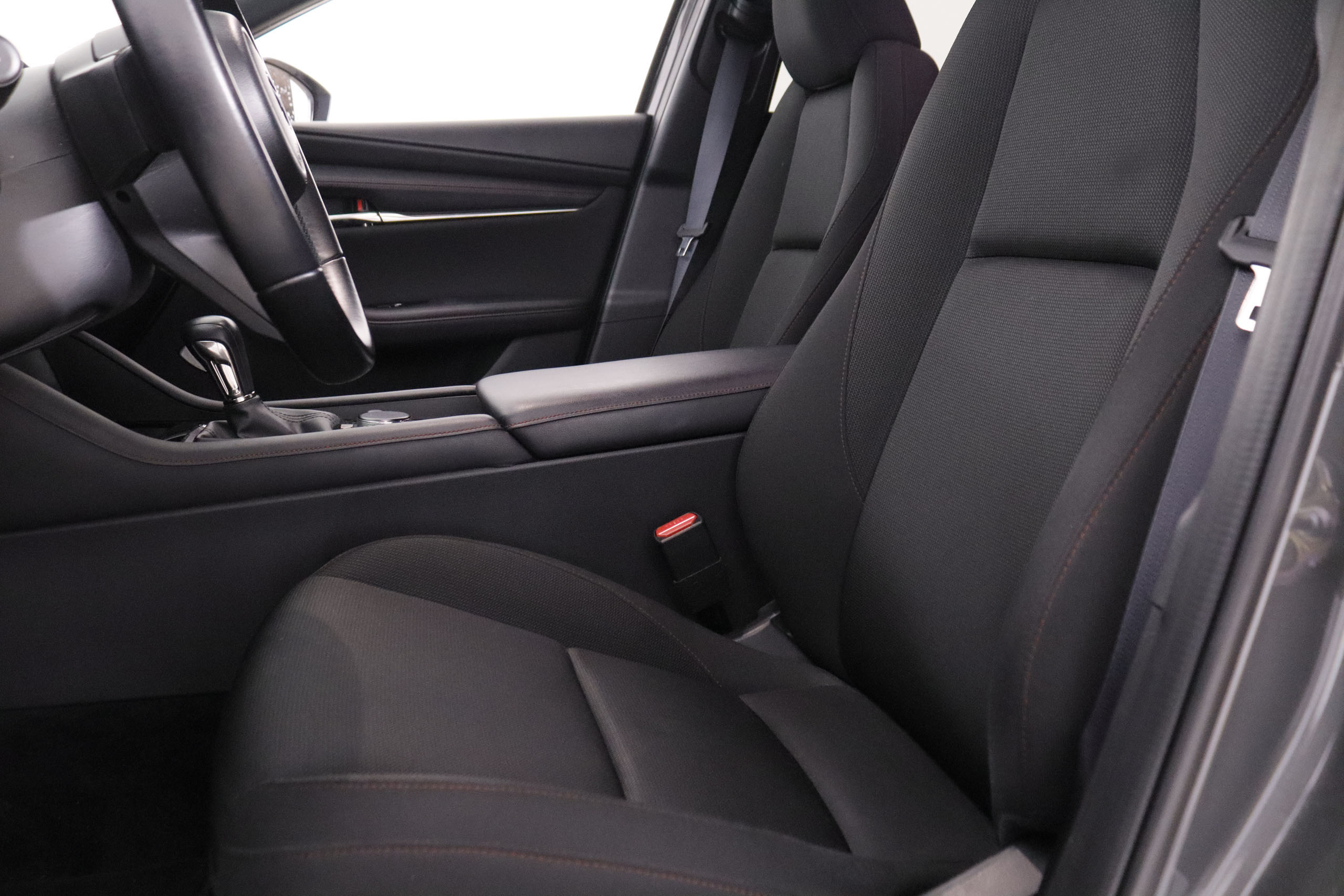 Mazda 3 2.0 E-SKYACTIVE G AUTO 122CV 5P # NAVY, PARKTRONIC foto 29