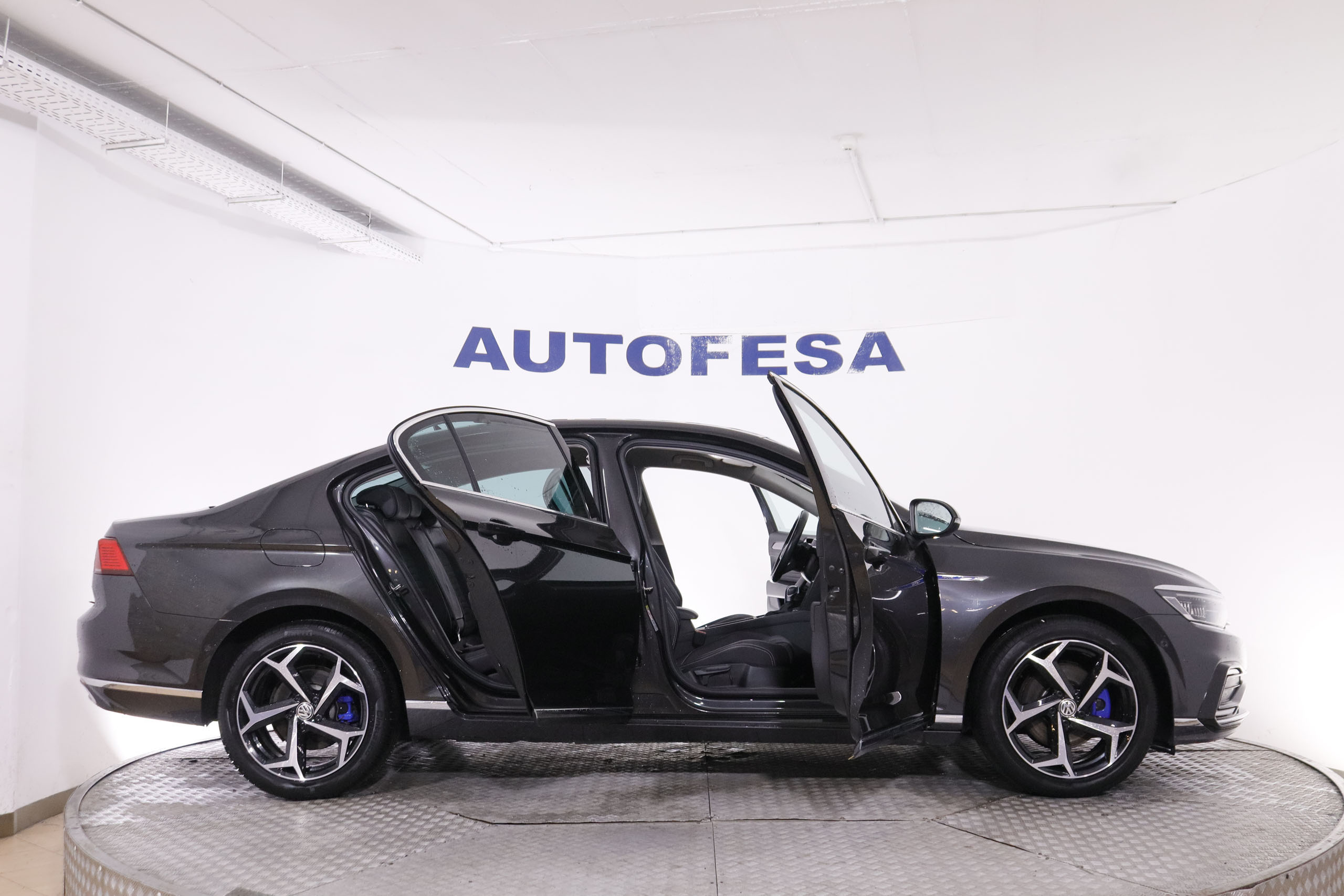 Volkswagen Passat 1.4 PHEV TSI GTE DSG EXECUTIVE AUTO 218CV 4P # NAVY, PARKTRONIC foto 11