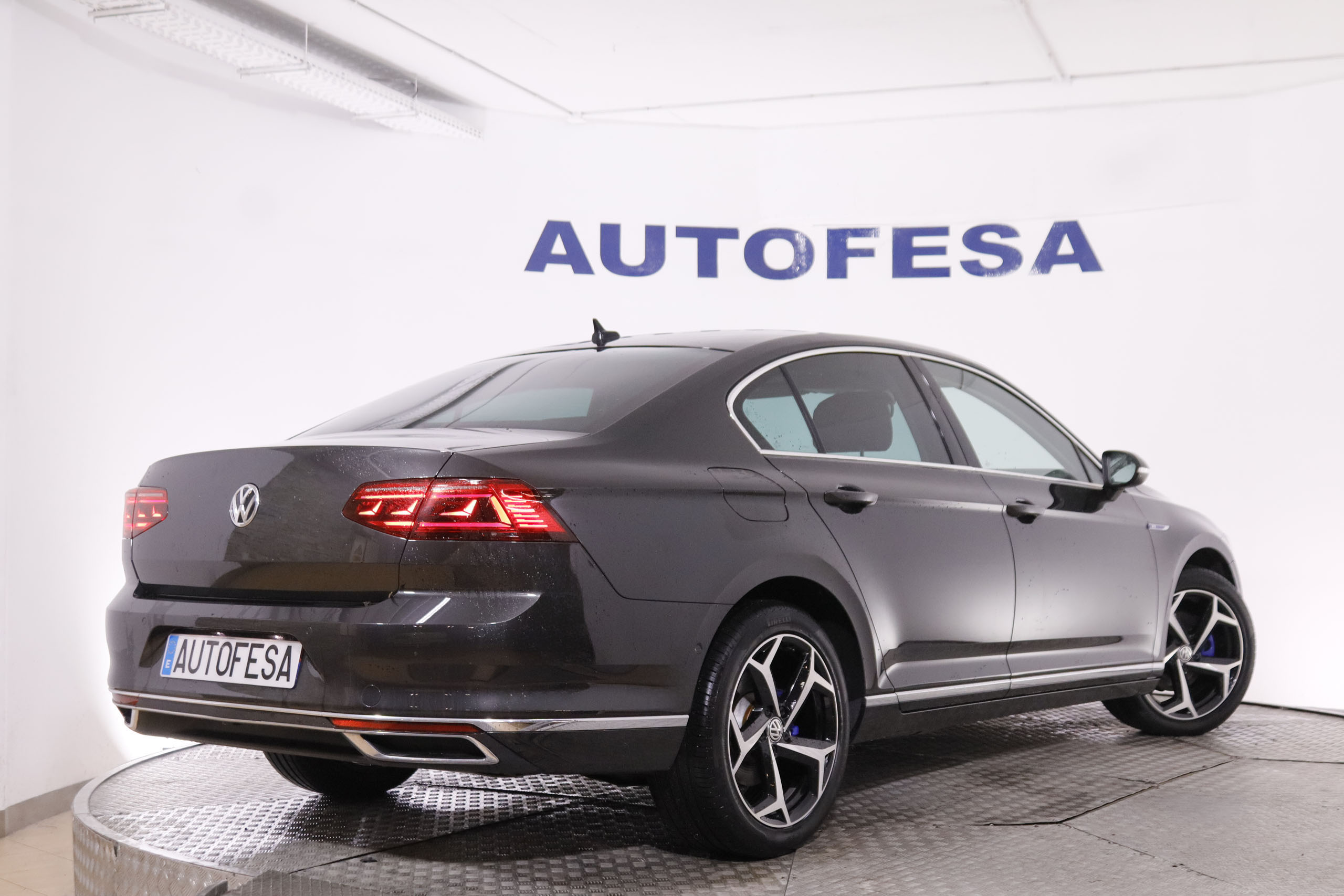 Volkswagen Passat 1.4 PHEV TSI GTE DSG EXECUTIVE AUTO 218CV 4P # NAVY, PARKTRONIC foto 7