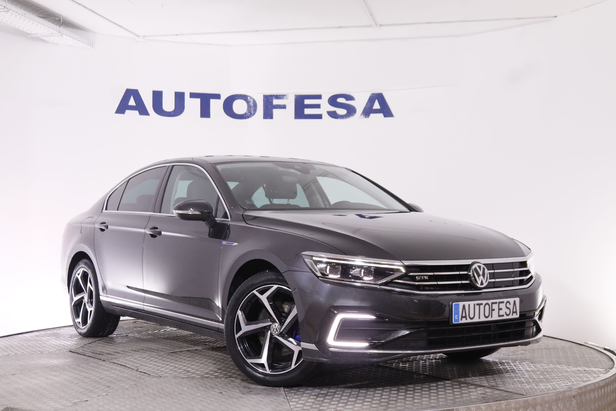 Volkswagen Passat 1.4 PHEV TSI GTE DSG EXECUTIVE AUTO 218CV 4P # NAVY, PARKTRONIC foto 3