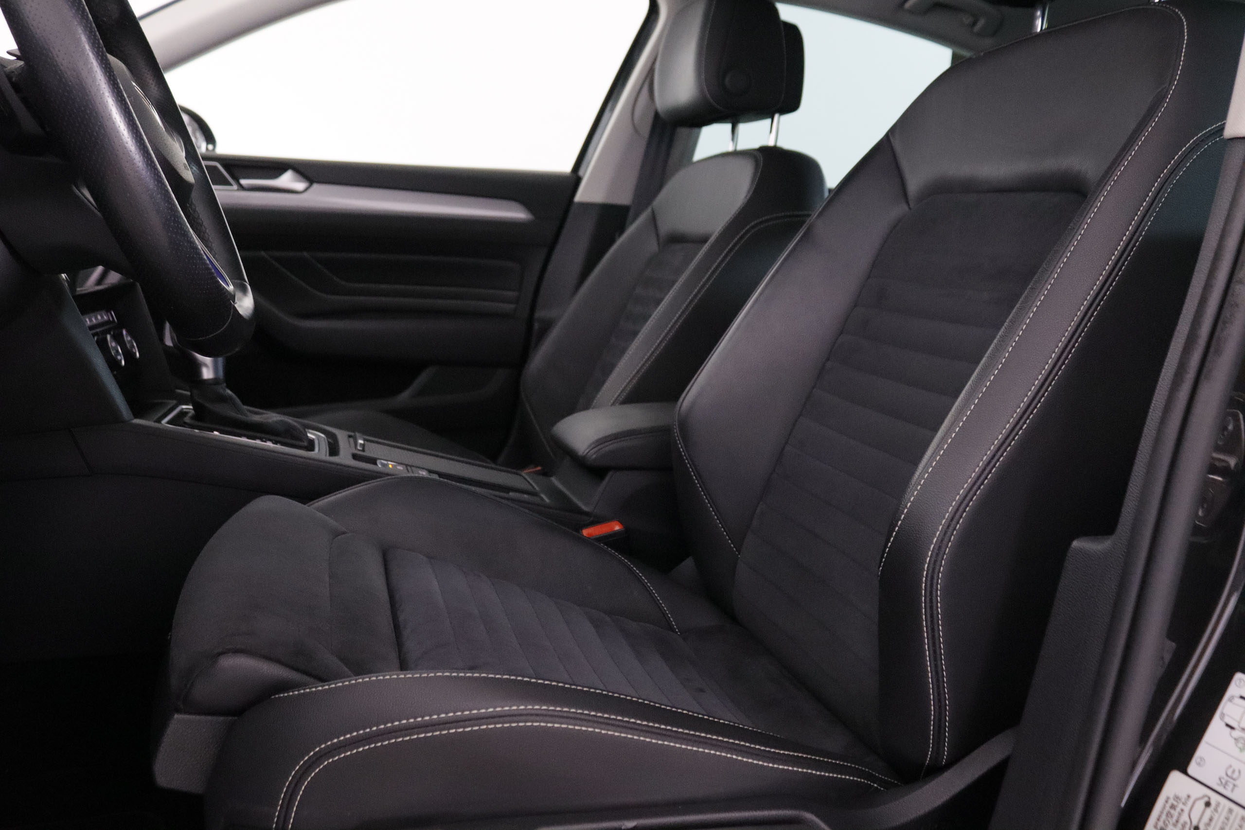 Volkswagen Passat 1.4 PHEV TSI GTE DSG EXECUTIVE AUTO 218CV 4P # NAVY, PARKTRONIC foto 26