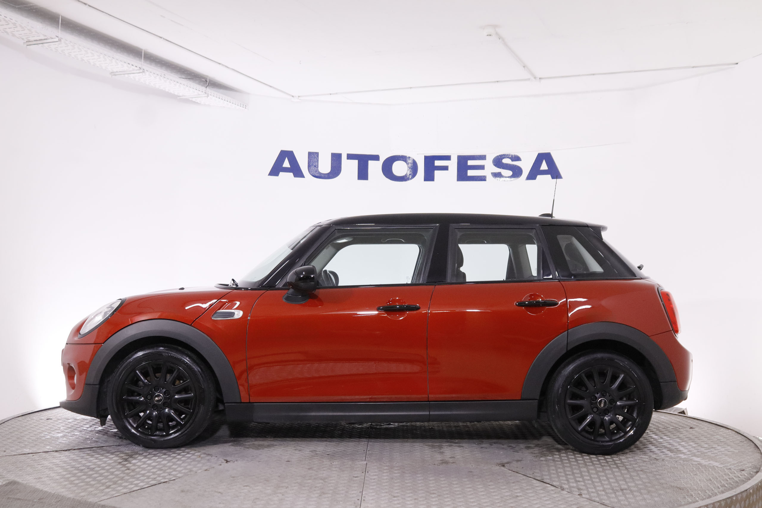 Mini Cooper D 1.5 D 116CV 5P # PARKTRONIC foto 13