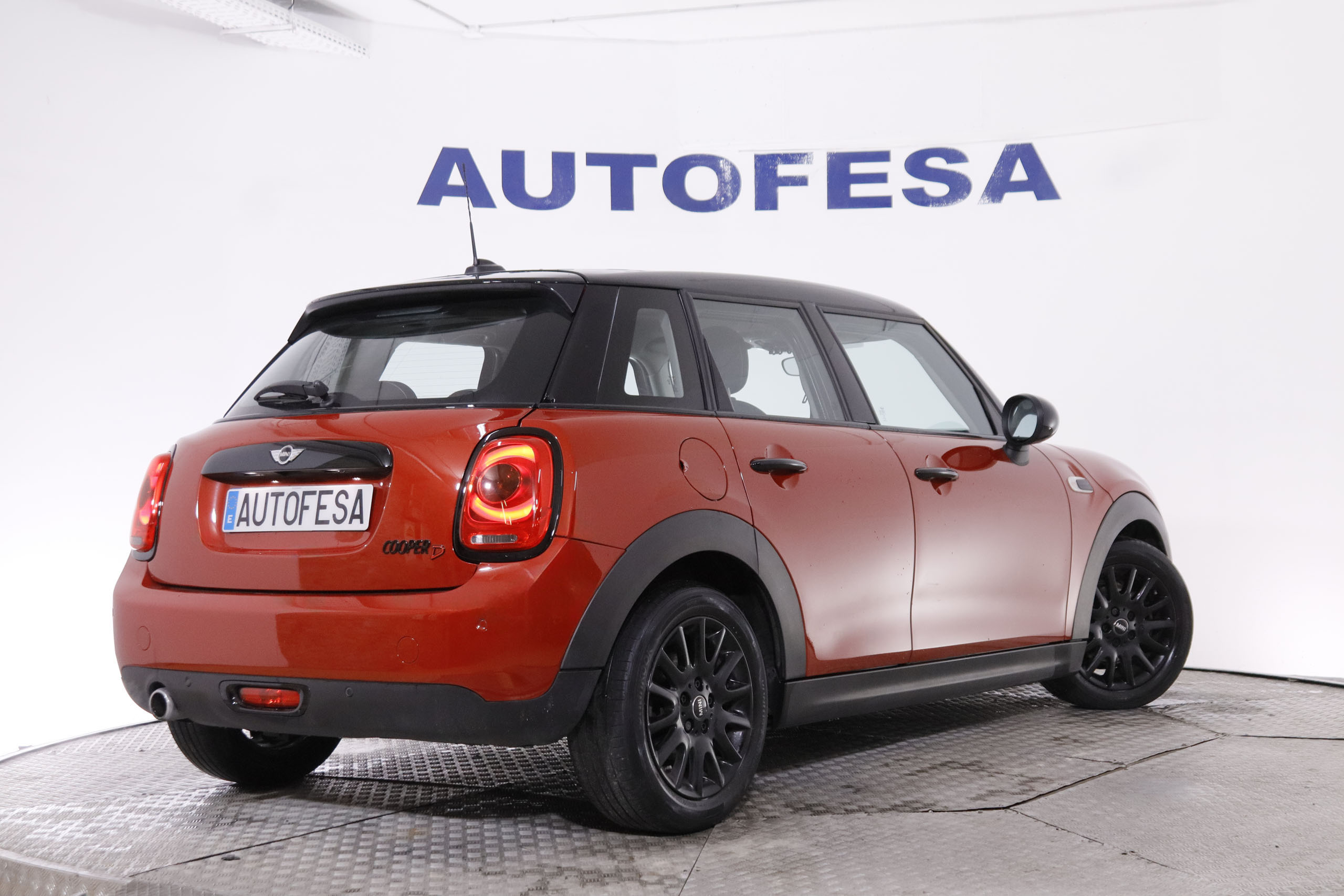 Mini Cooper D 1.5 D 116CV 5P # PARKTRONIC foto 5