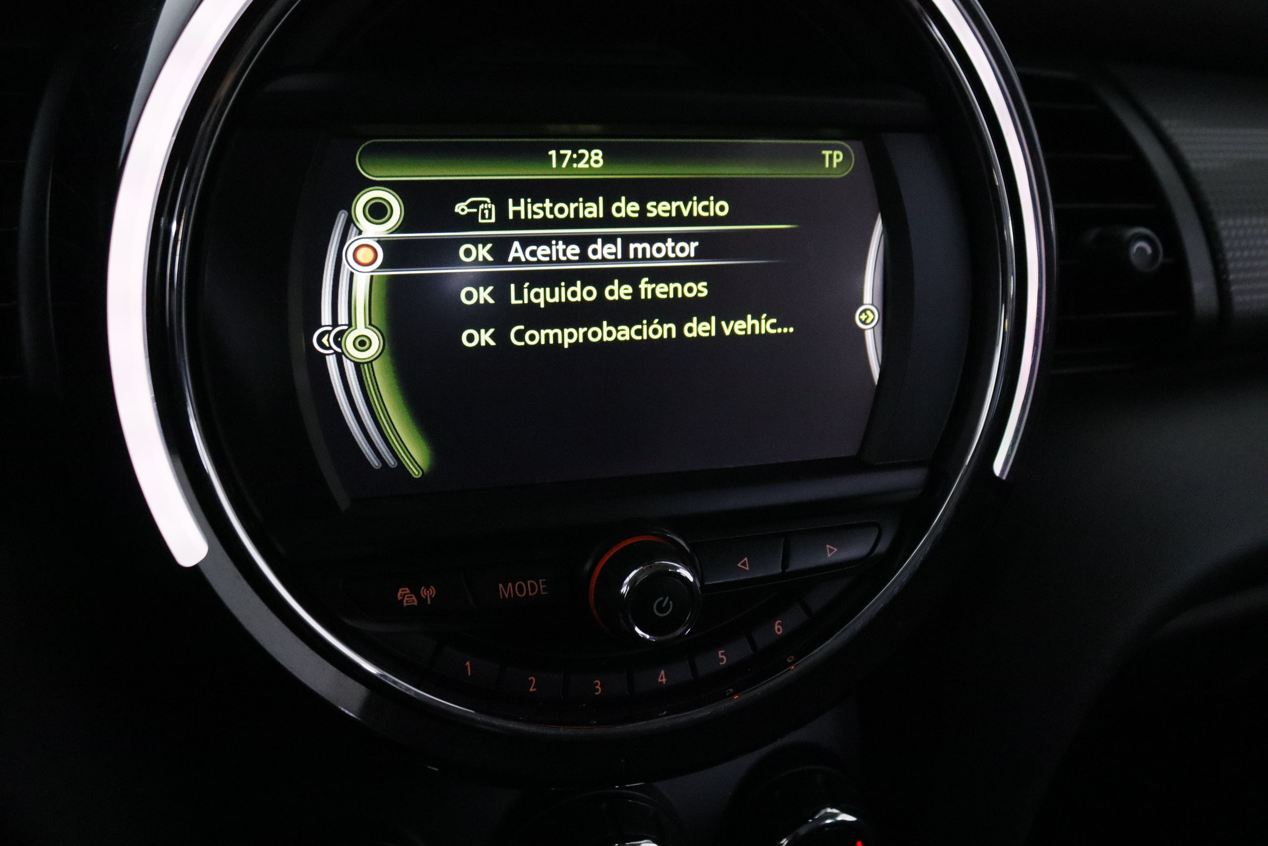 Mini Cooper D 1.5 D 116CV 5P # PARKTRONIC foto 19