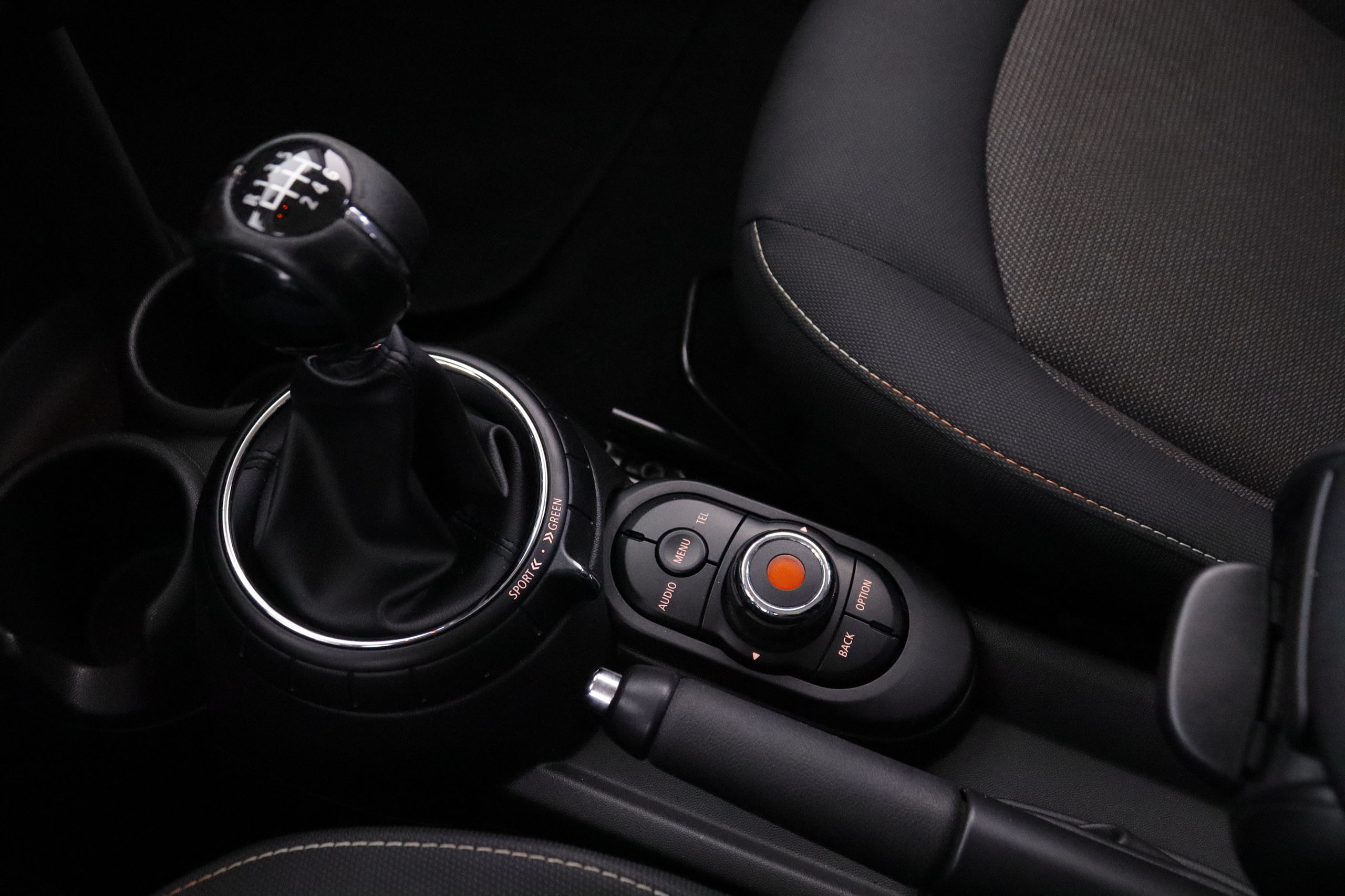 Mini Cooper D 1.5 D 116CV 5P # PARKTRONIC foto 21